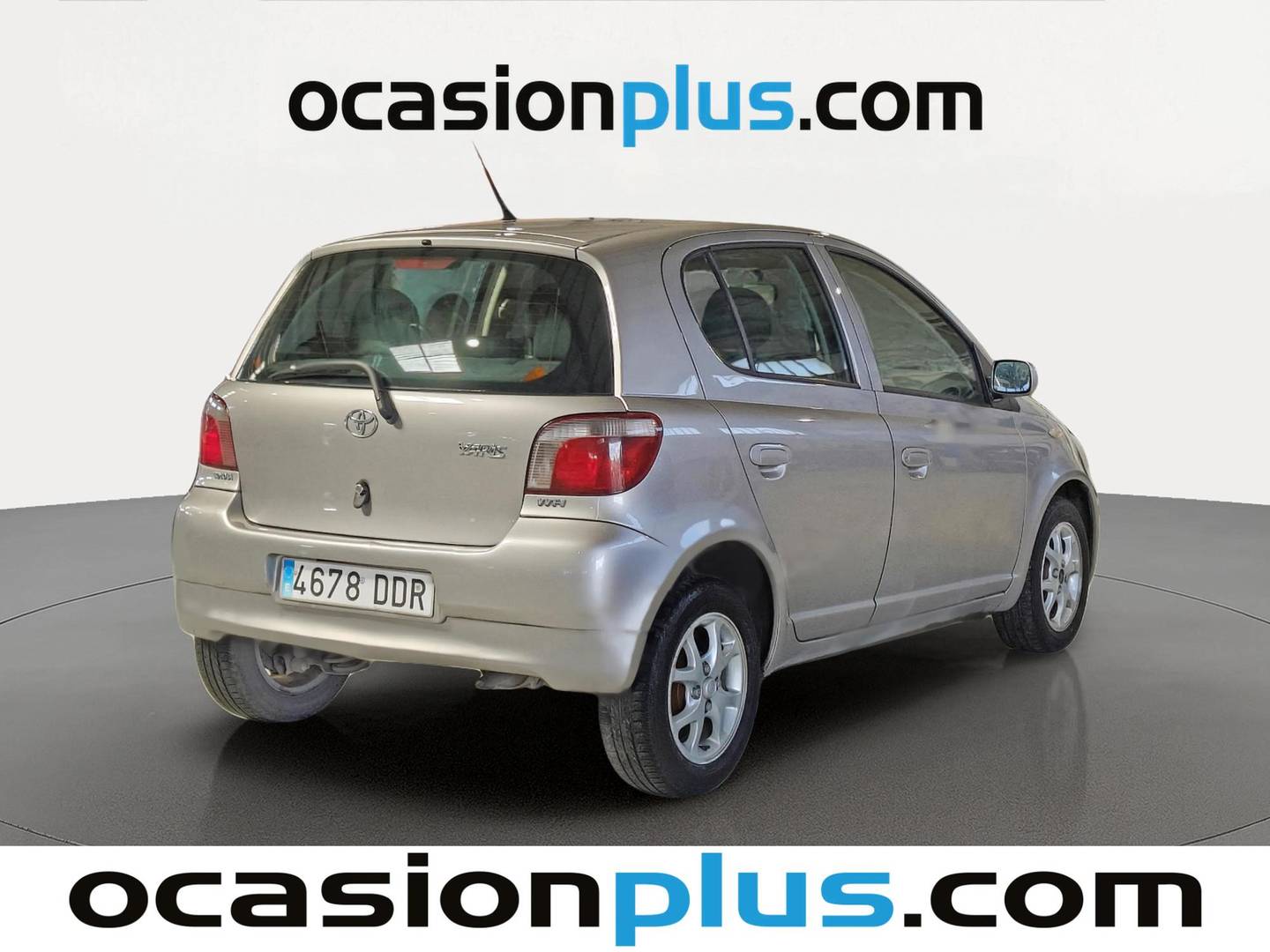 Foto trasera Toyota Yaris Toyota Yaris 1.3 VVT-i Sol (87 CV) derecha