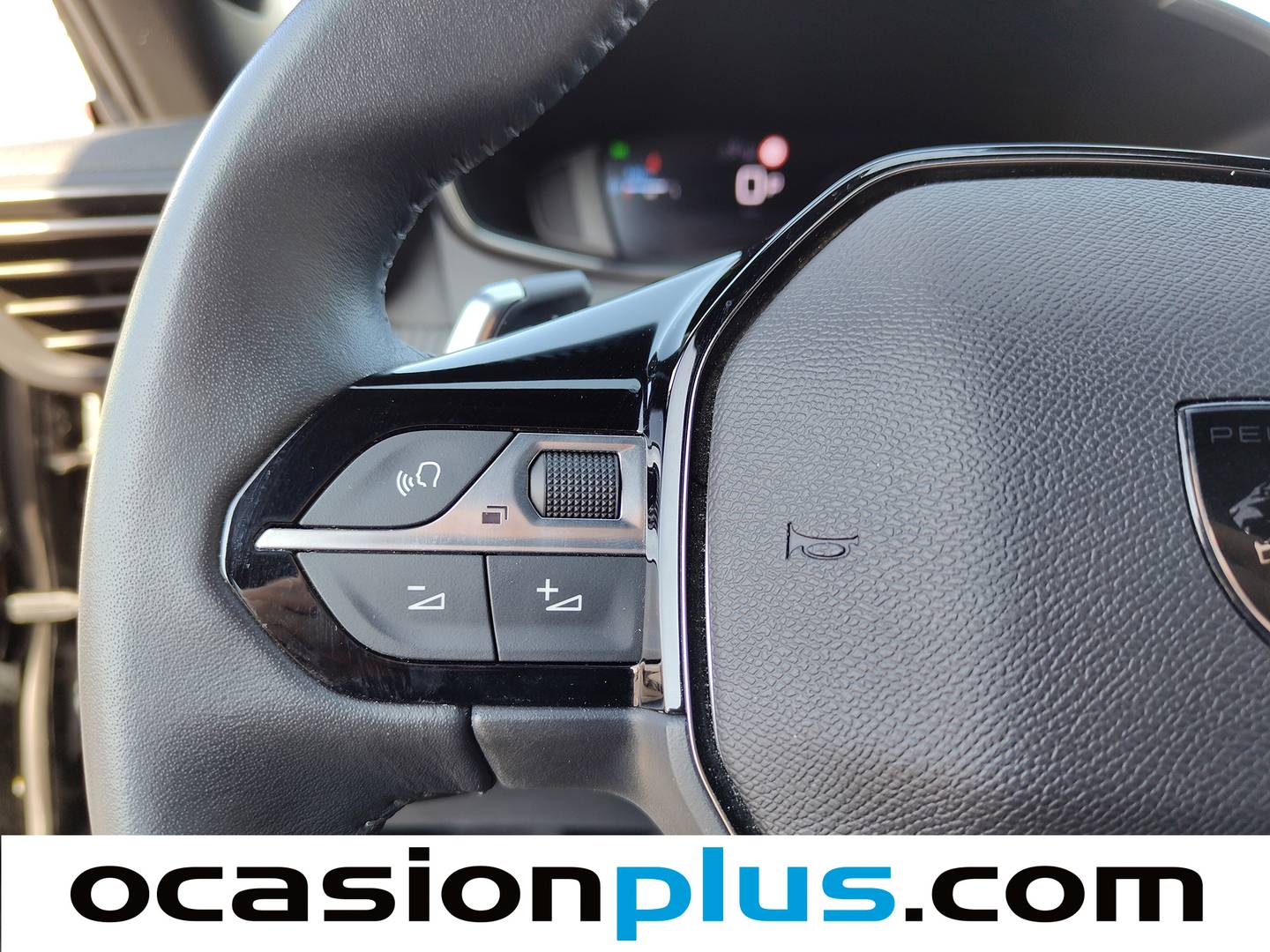 Peugeot 2008 Peugeot 2008 Allure Hybrid eDCS6 (145 CV) de ocasión