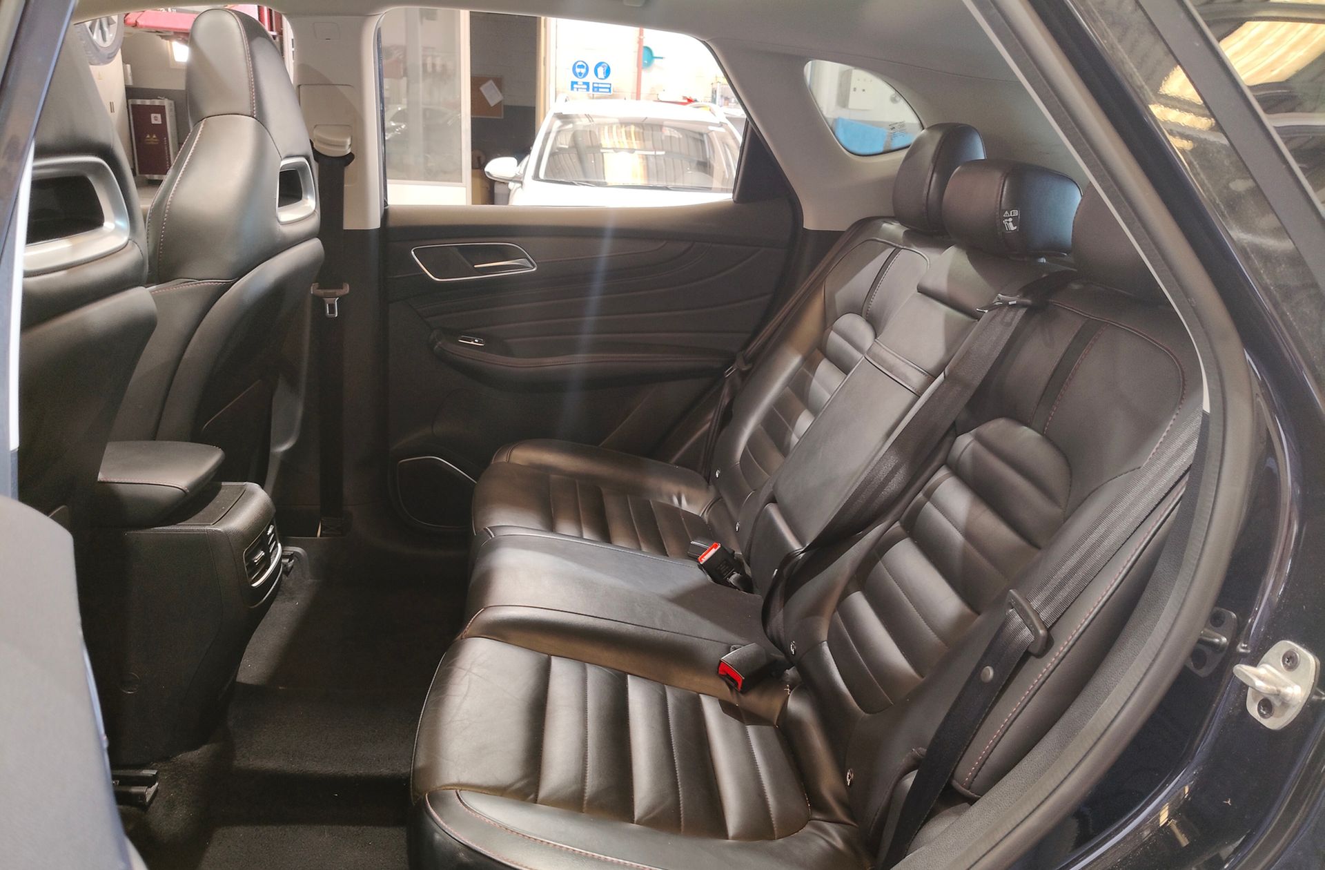 MG EHS 1.5 T-GDi PHEV Luxury - foto 14
