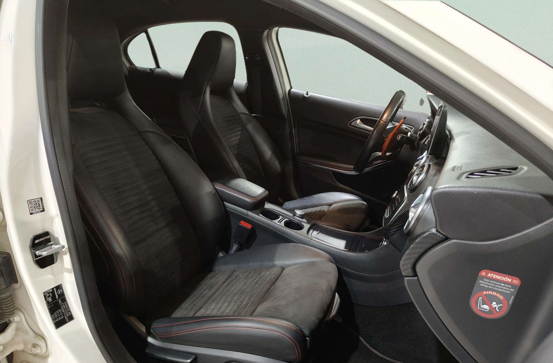 Mercedes-Benz Clase A 200 d AMG Line - foto 19