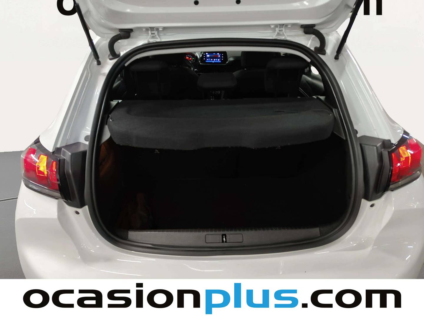 Fotos maletero Peugeot 208 Peugeot 208 Zen TCe (140 CV) GPF EDC