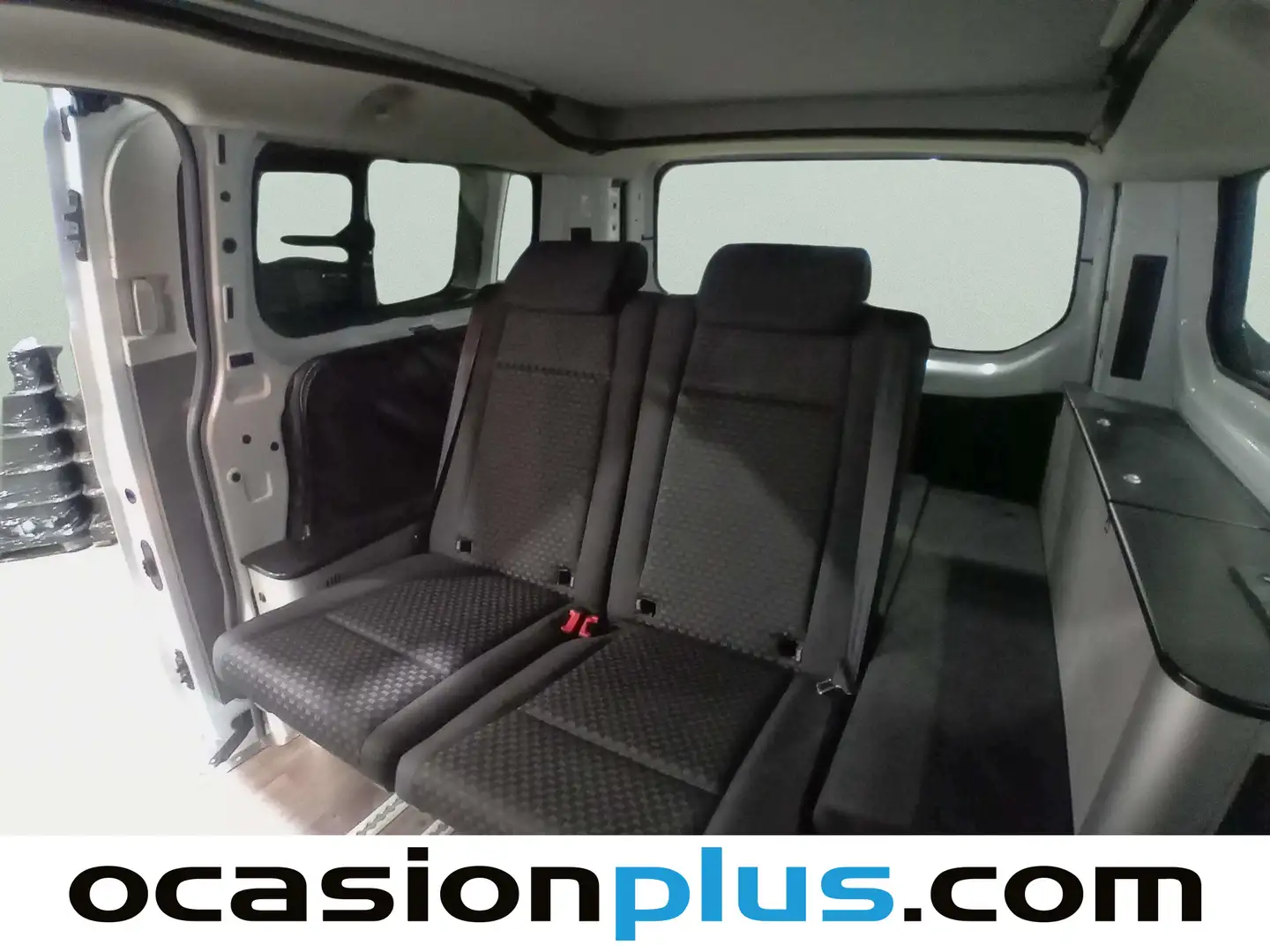 Foto Dethleffs UF01 Dethleffs UF01 UF01 Globevan 2.0 D (131 CV) Caperizado 4 Plazas