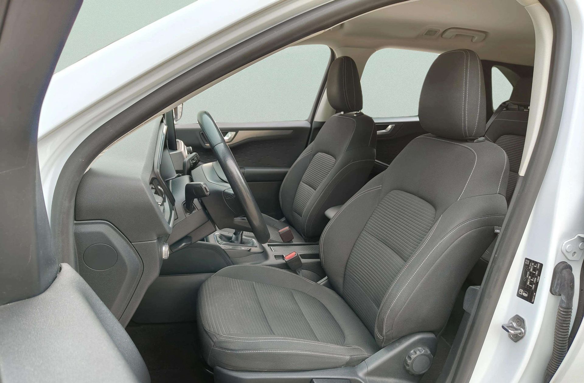 Ford Kuga 1.5 EcoBlue Titanium - foto 11