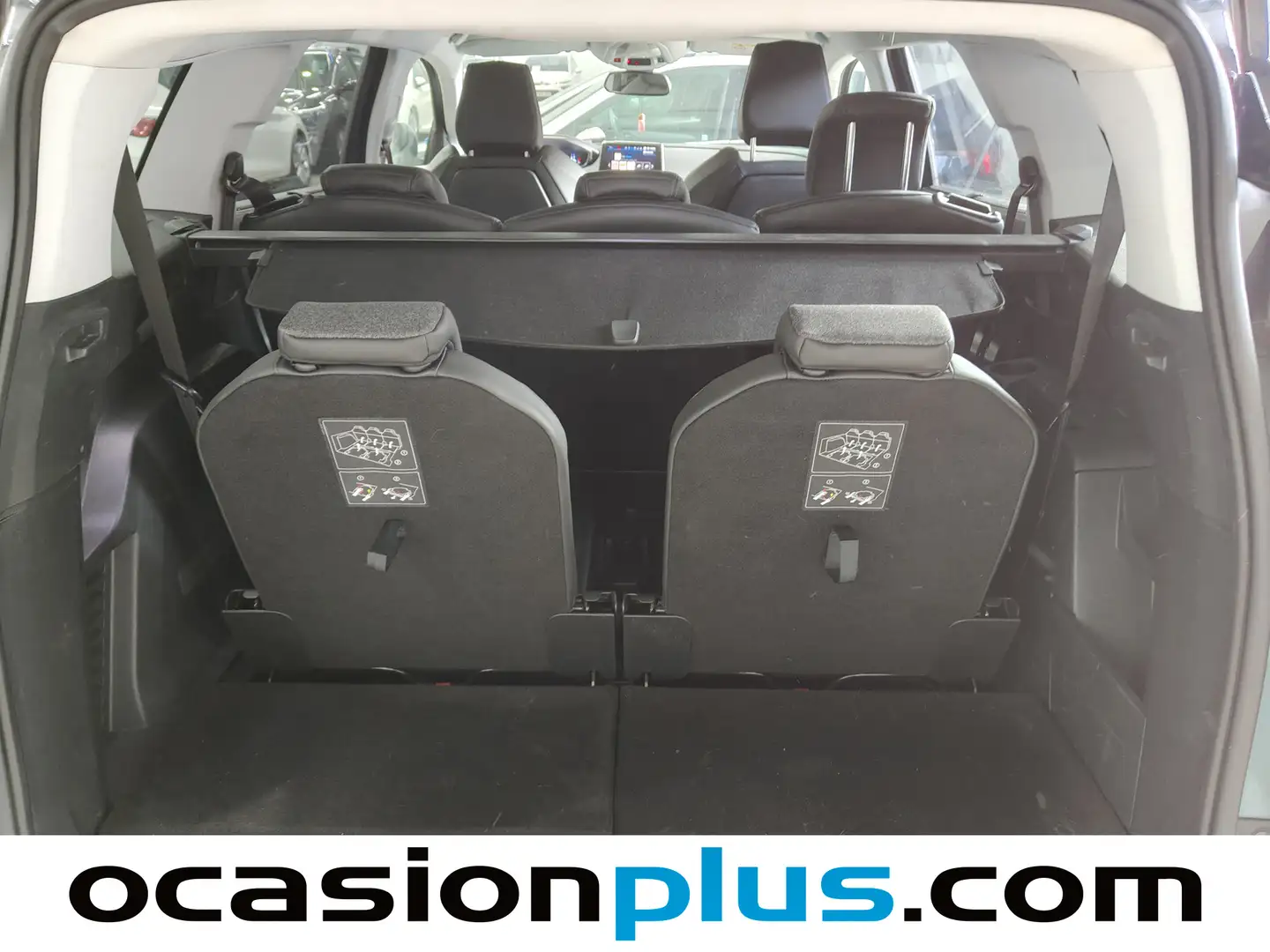 Foto Peugeot 5008 Peugeot 5008 BlueHDi 120 S&S Allure (120 CV) 7 PLAZAS