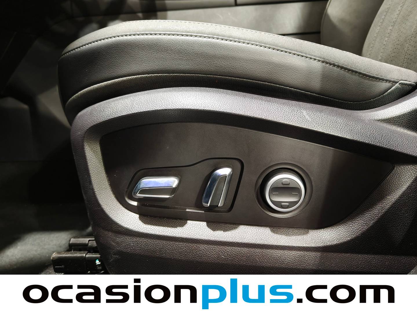 Paquetes del EBRO S800 EBRO S800 1.6 TGDI Premium DCT (147 CV) 7 Plazas