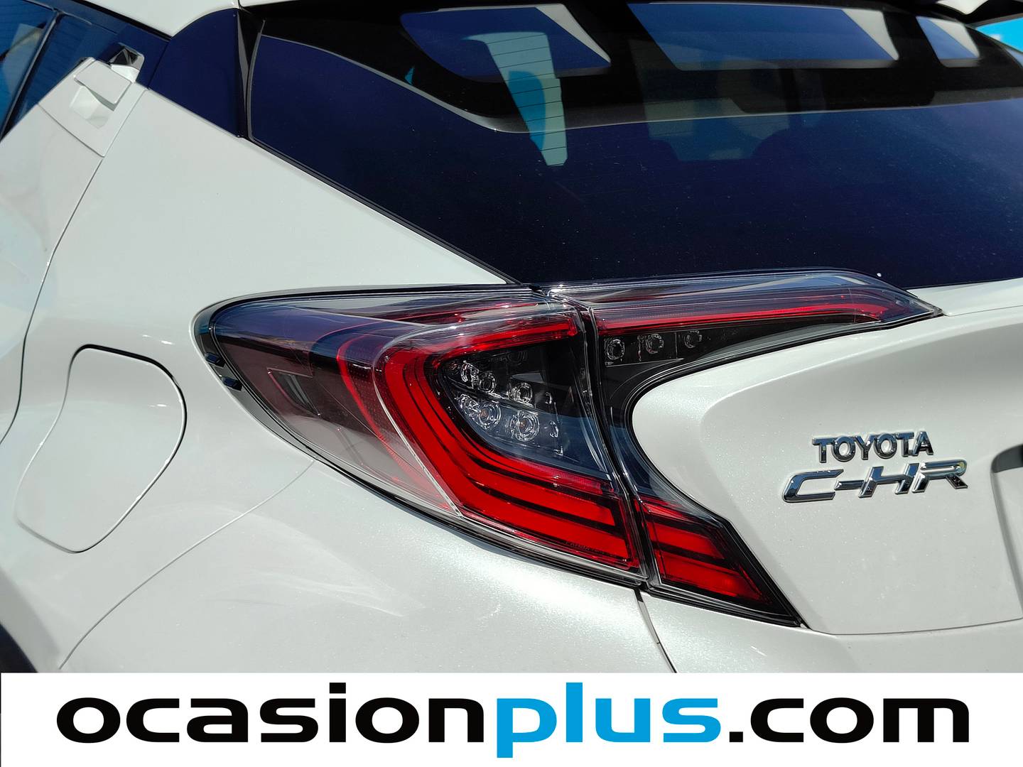 Extras del Toyota C-HR Toyota C-HR 1.8 125H Advance  (122 CV)