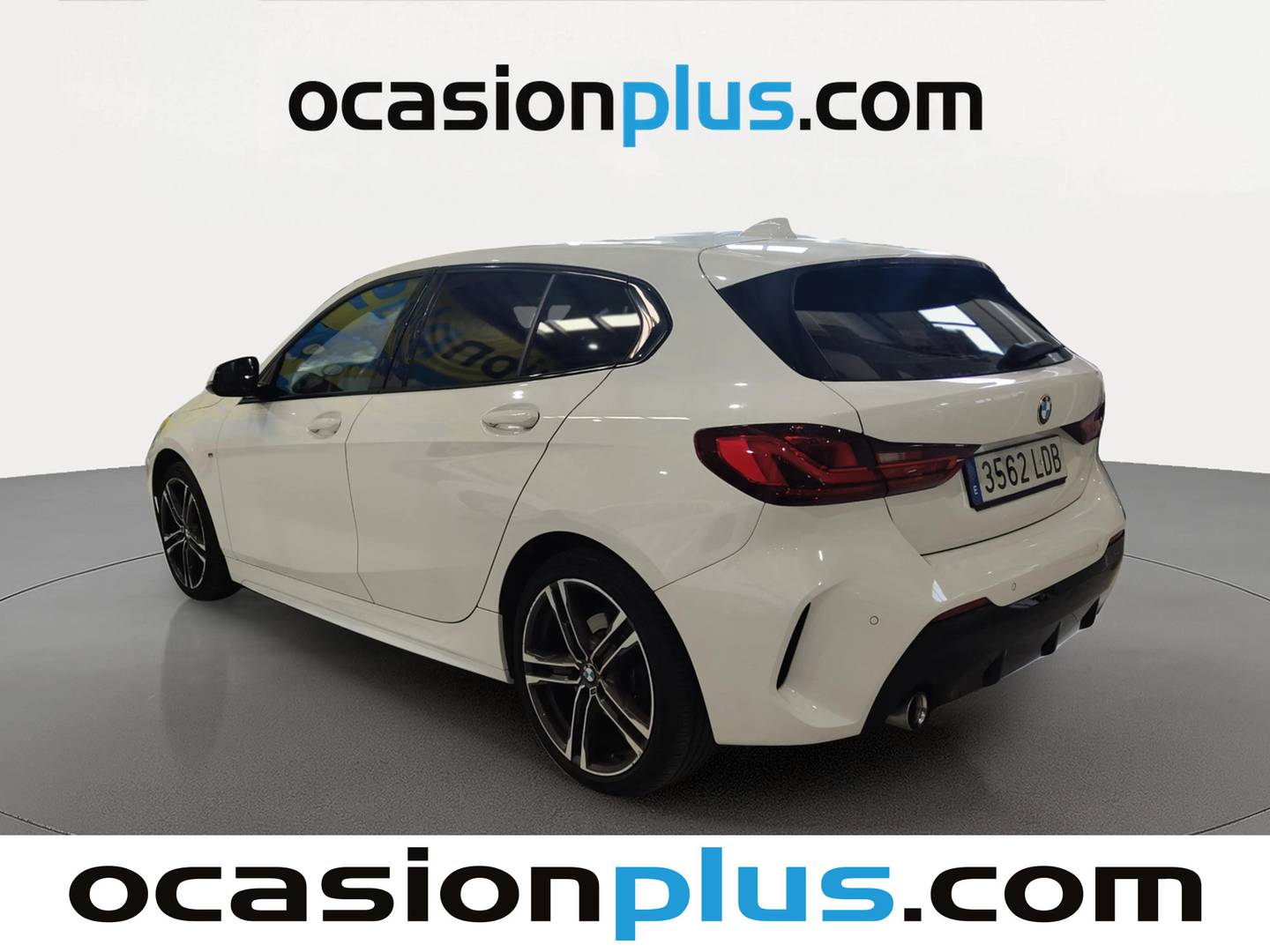 Foto trasera BMW Serie 1 BMW Serie 1 116d  (116 CV) Pack M izquierda