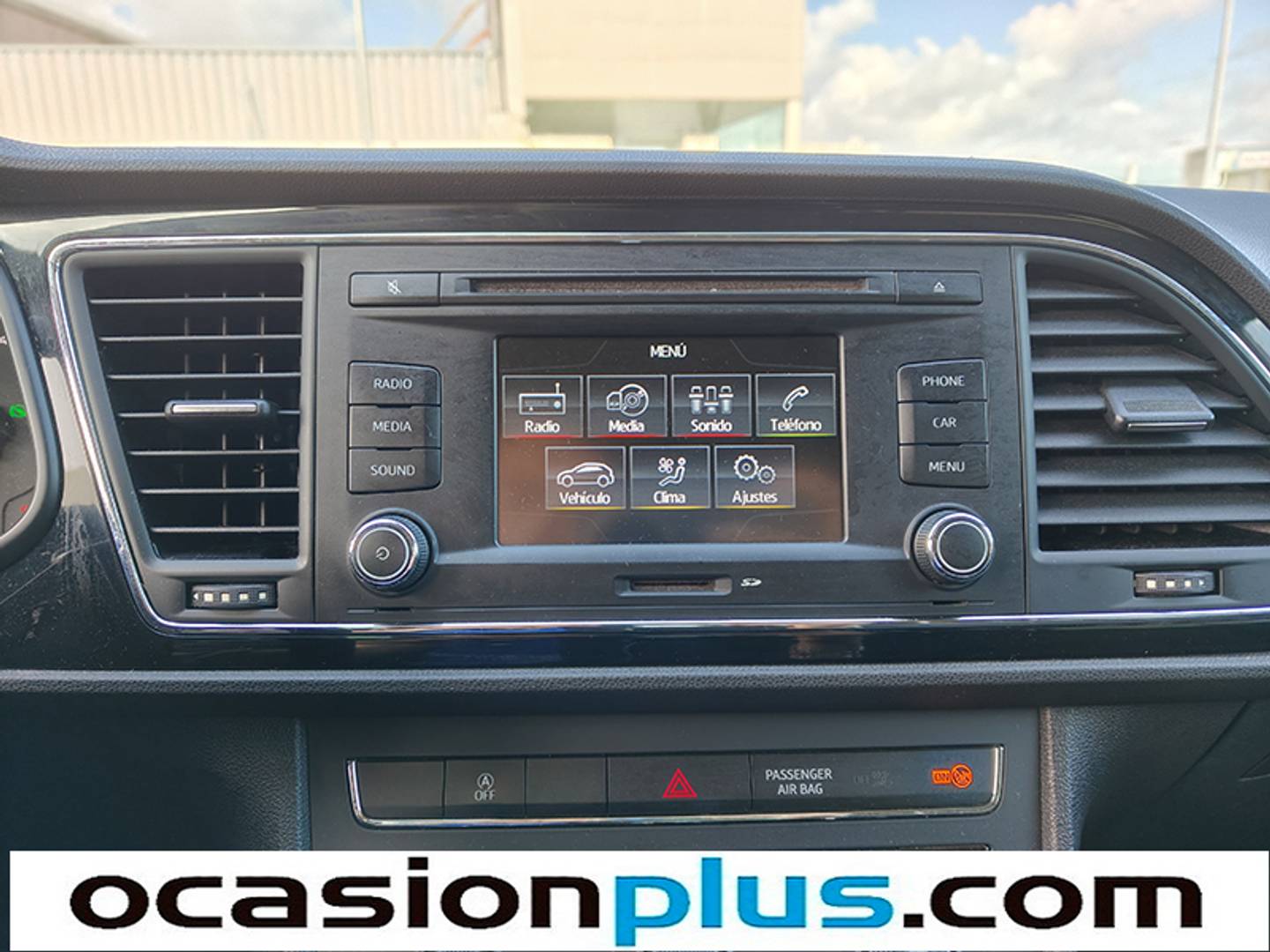 Foto Seat León SEAT León 1.6 TDI CR S&S Style DSG (105 CV)