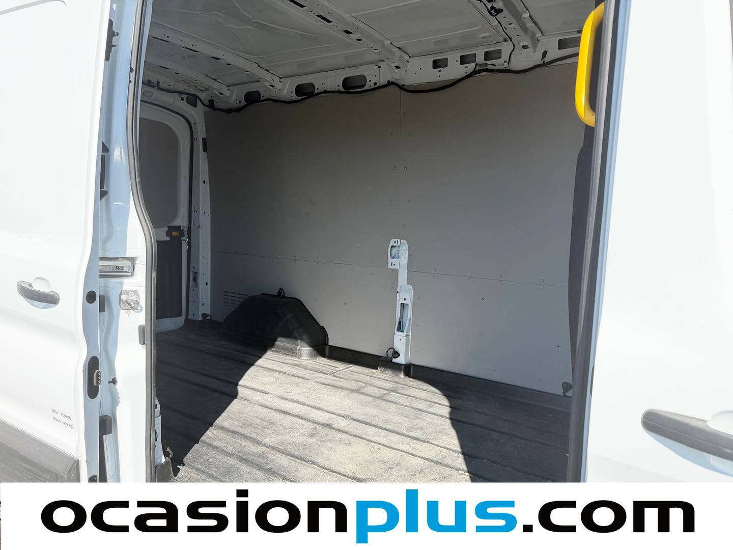 Foto asientos traseros Ford Transit Ford Transit Furgon 350 L3H2 Trend (130 CV)