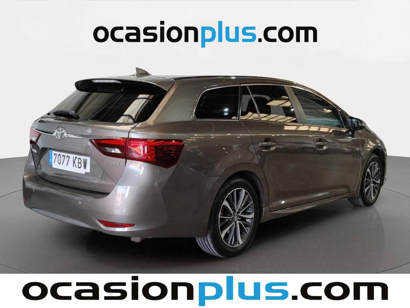 Foto trasera Toyota Avensis Toyota Avensis 150D Touring Sports Executive TS (143 CV) derecha