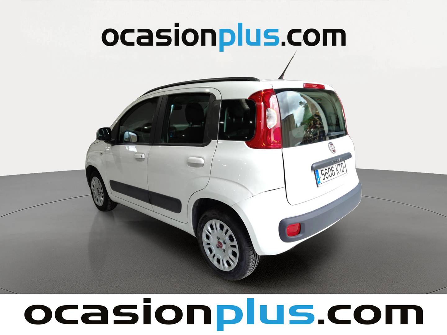 Foto trasera Fiat Panda Fiat Panda 1.2 Lounge  (69 CV) derecha