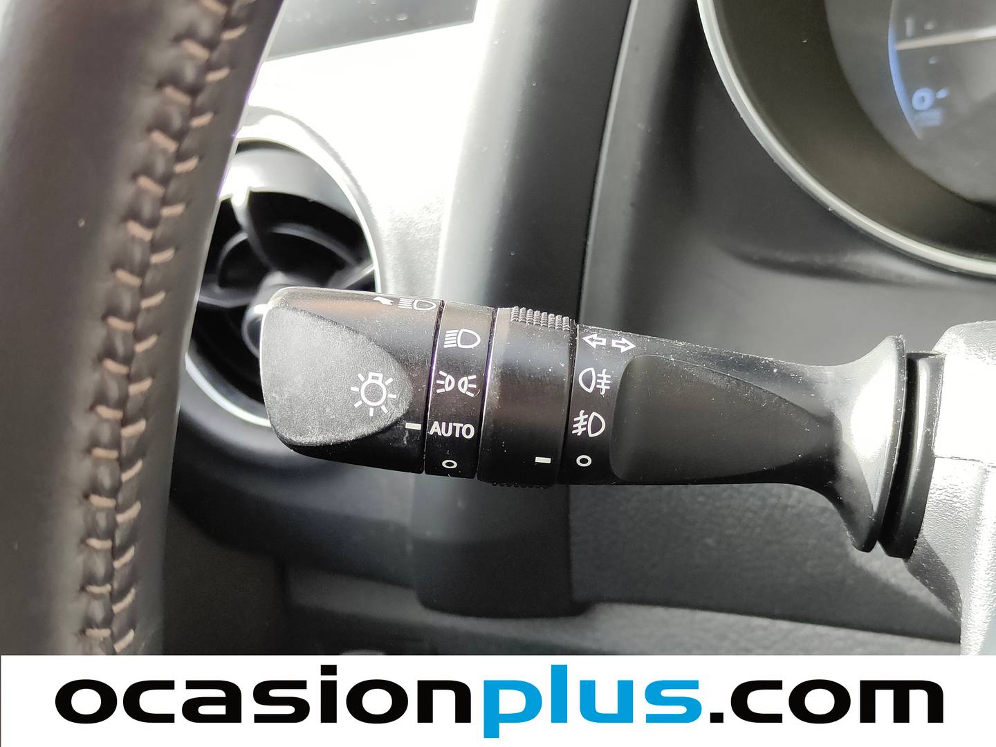 Equipamiento del Toyota Auris Toyota Auris 120T Active (116 CV)