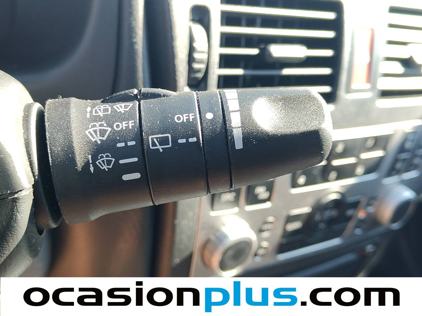 Extras del Nissan Almera Nissan Almera 1.5 Line Up (98 CV)