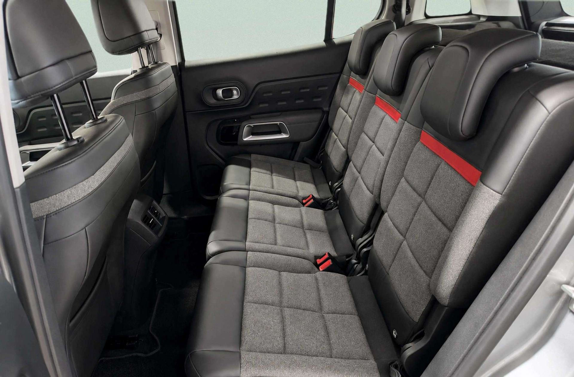Citroën C5 Aircross BlueHDi 130 Feel - foto 12