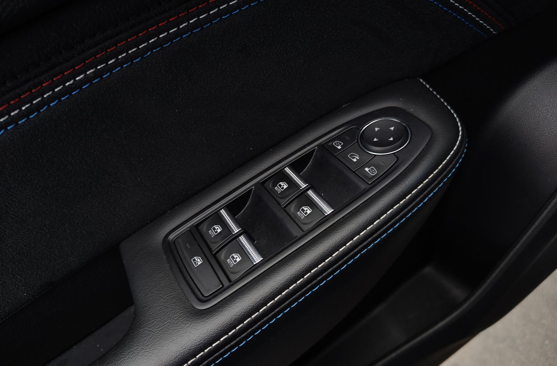 Renault Arkana Esprit Alpine E-Tech Híbrido - foto 37