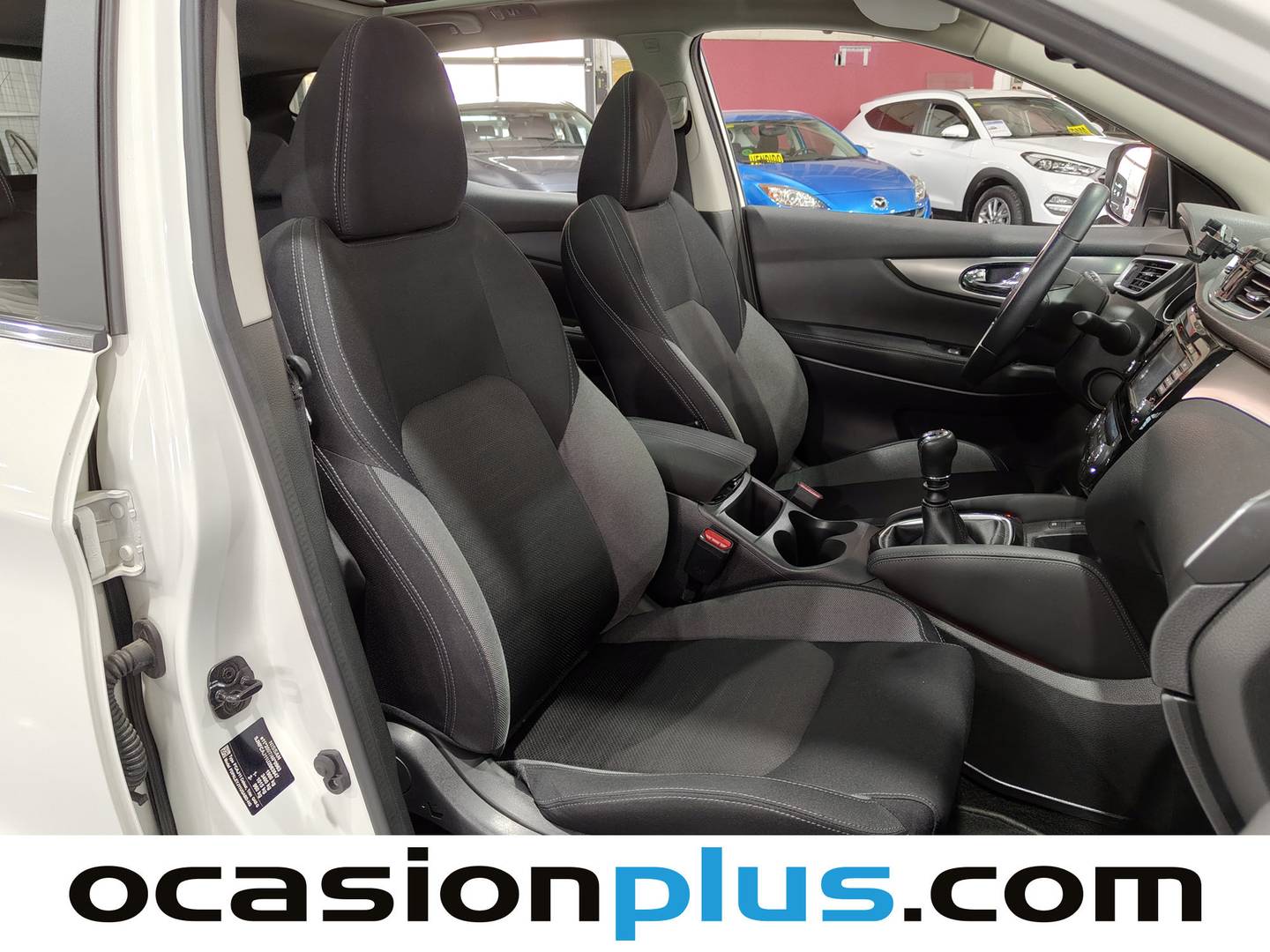 Nissan QASHQAI Nissan Qashqai 1.6 DIG-T N-Connecta 4x2 (163 CV) manual