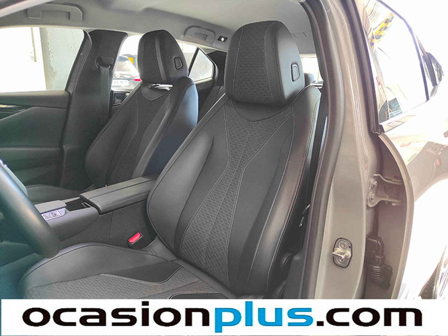 Foto DS DS 4 DS DS4 BlueHDi 130 Trocadero Auto (130 CV)