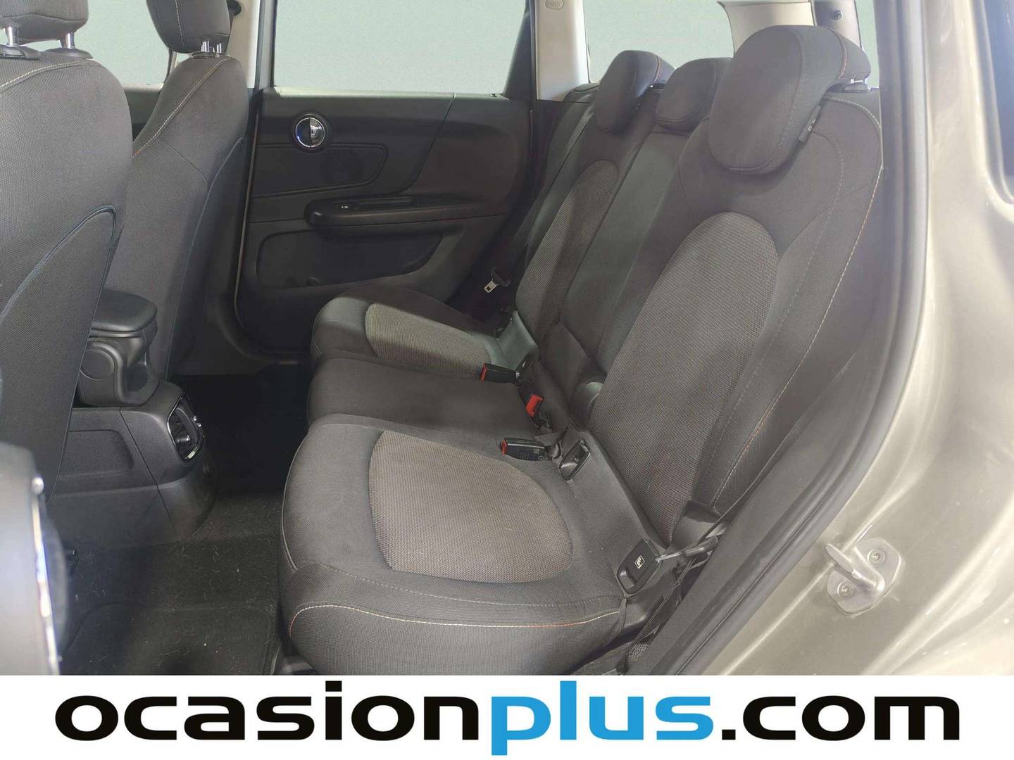 Foto asientos traseros Mini Countryman Mini MINI Countryman Cooper D (150 CV)