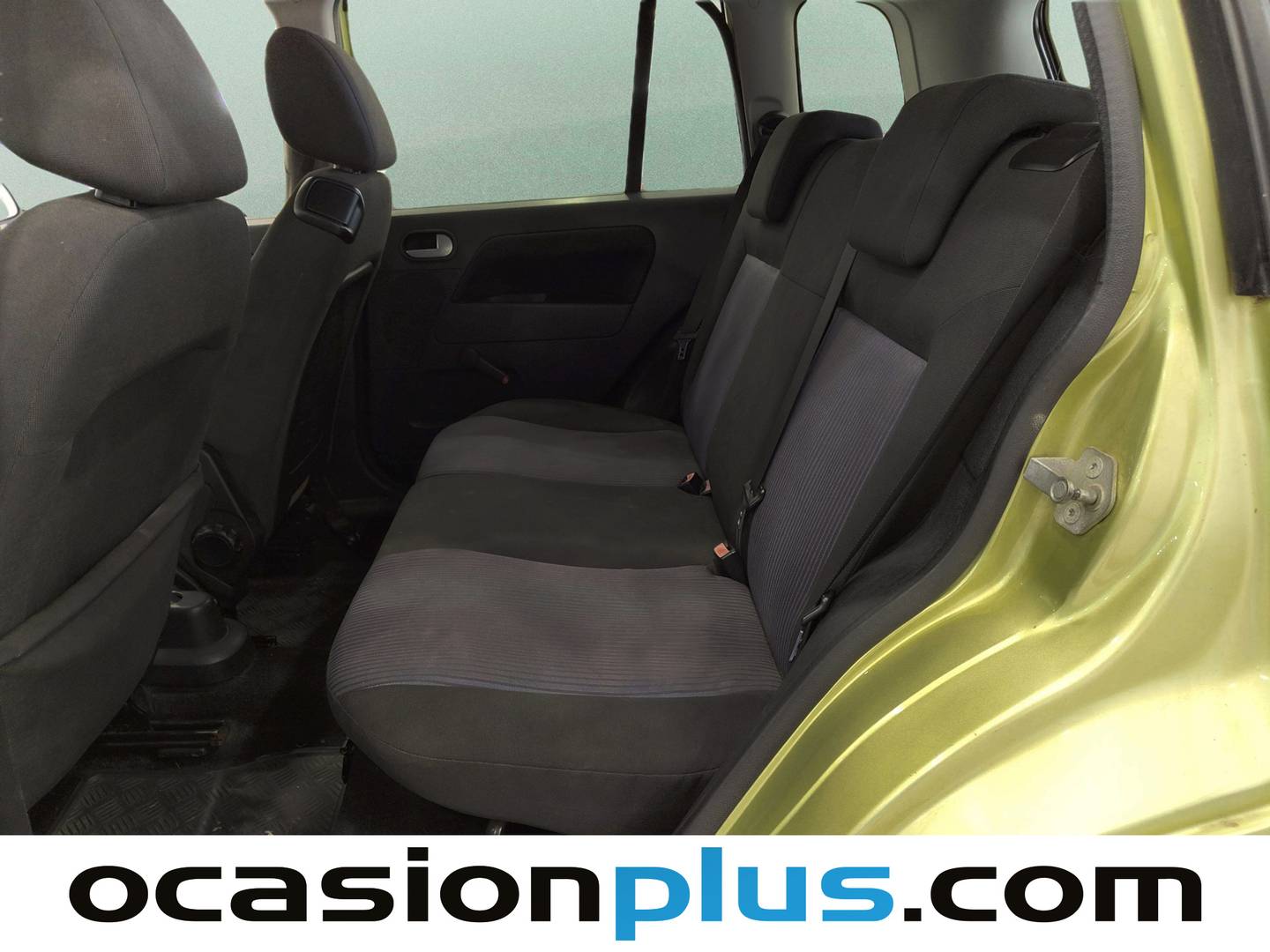 Foto asientos traseros Ford Fusion Ford Fusion 1.4 TDCI Trend (68 CV)