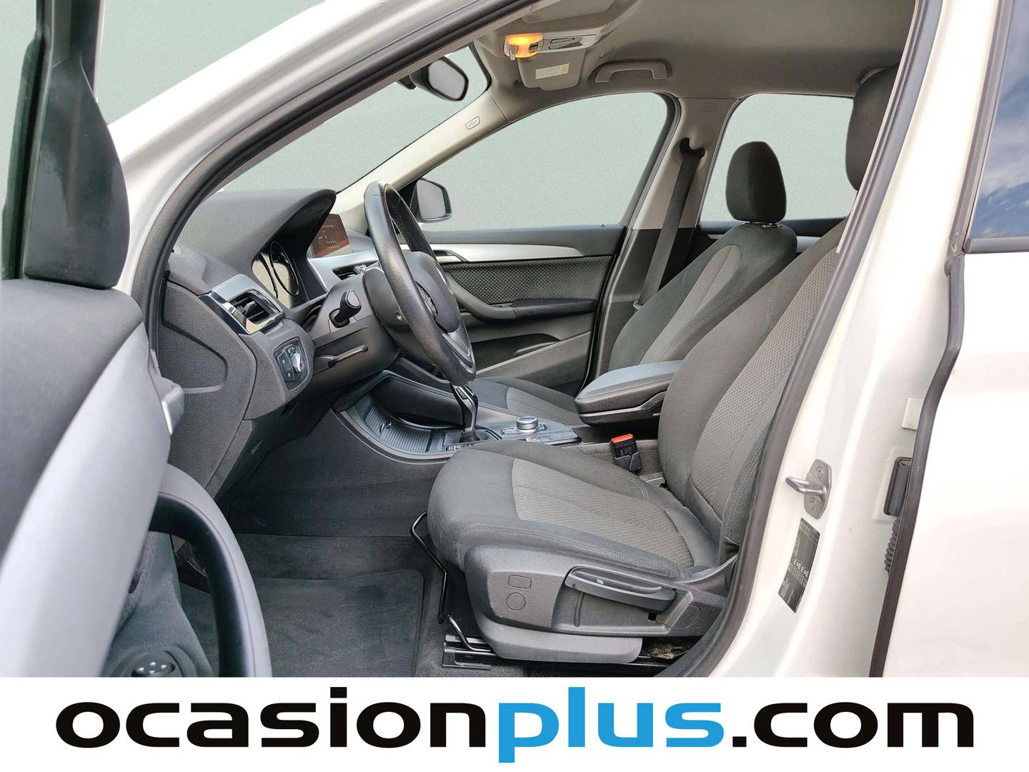Foto asientos delanteros BMW X1 BMW X1 sDrive18d (150 CV)