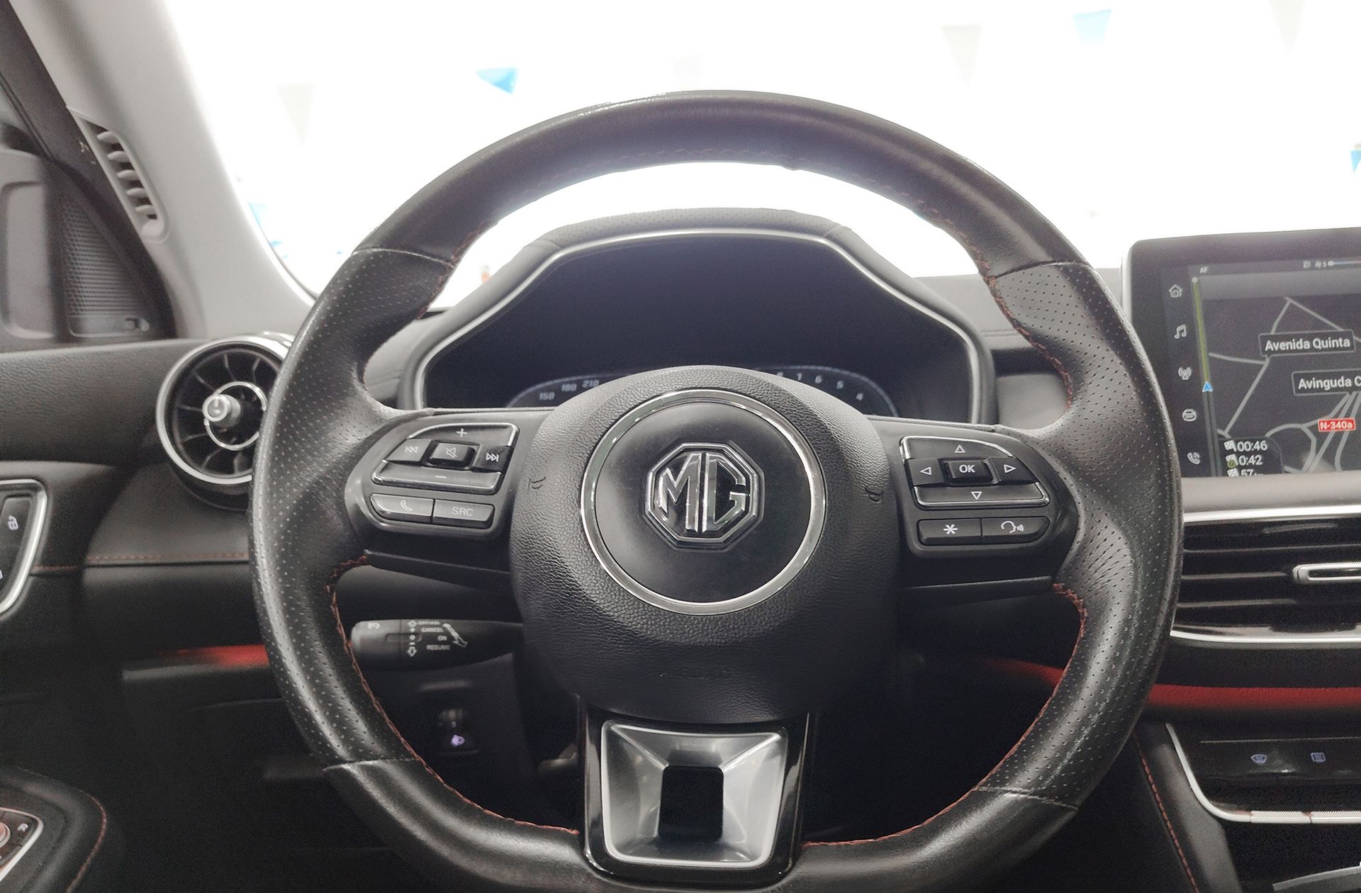 MG HS 1.5 Turbo GDI Luxury - foto 23