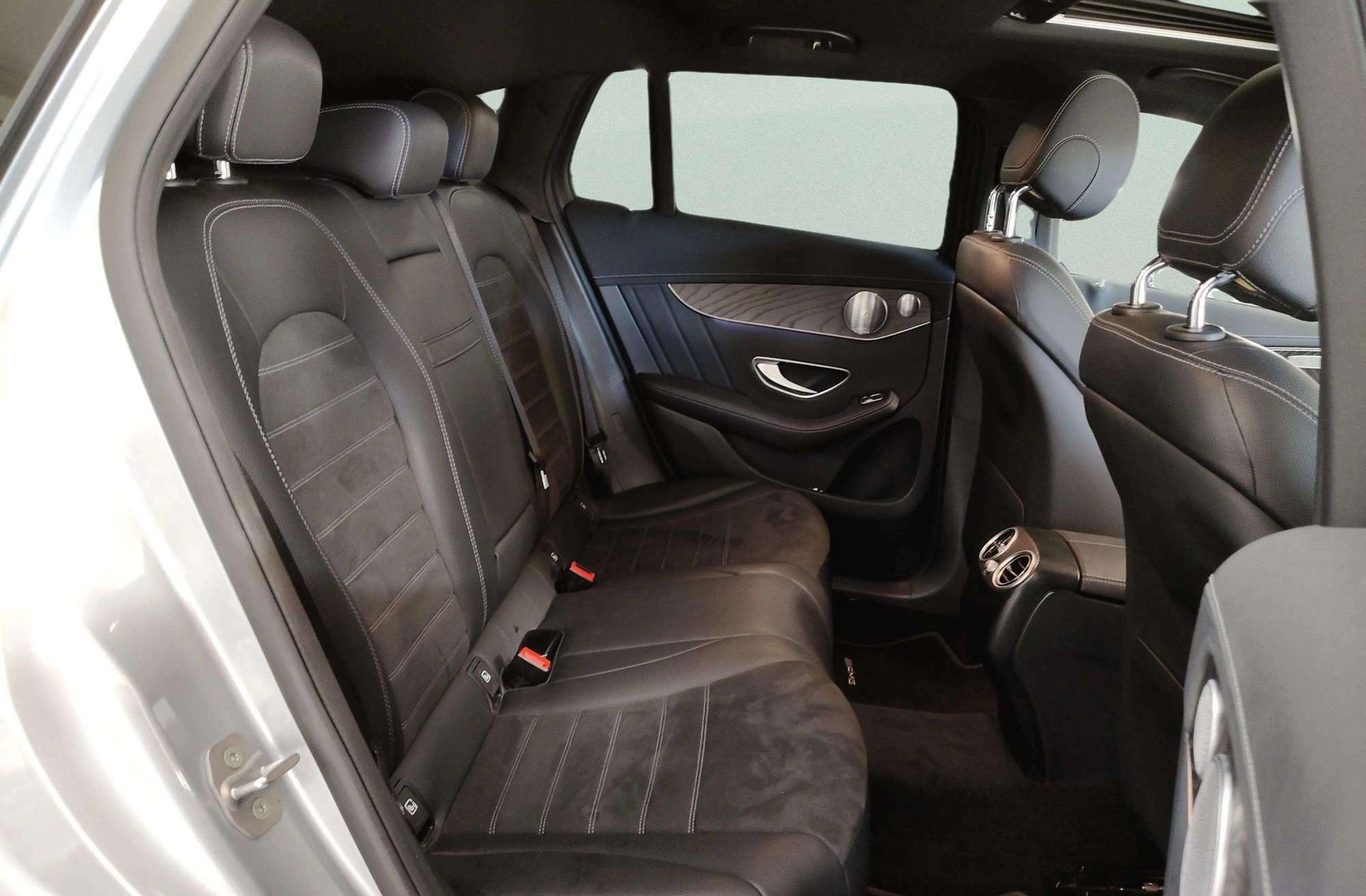Mercedes-Benz EQC SUV 400 4Matic - foto 25