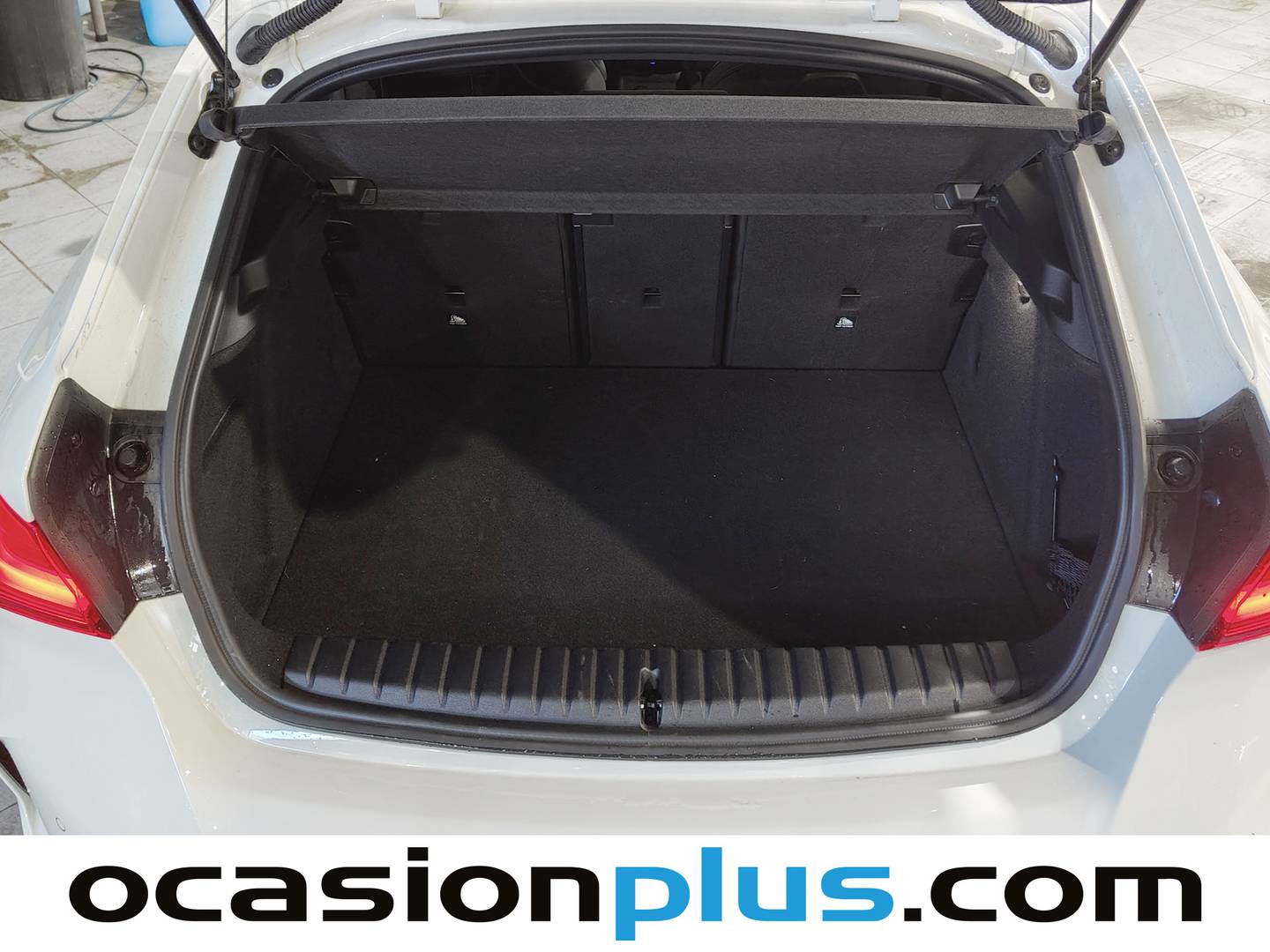 Foto BMW Serie 1 BMW Serie 1 118d Business  (150 CV) Pack M