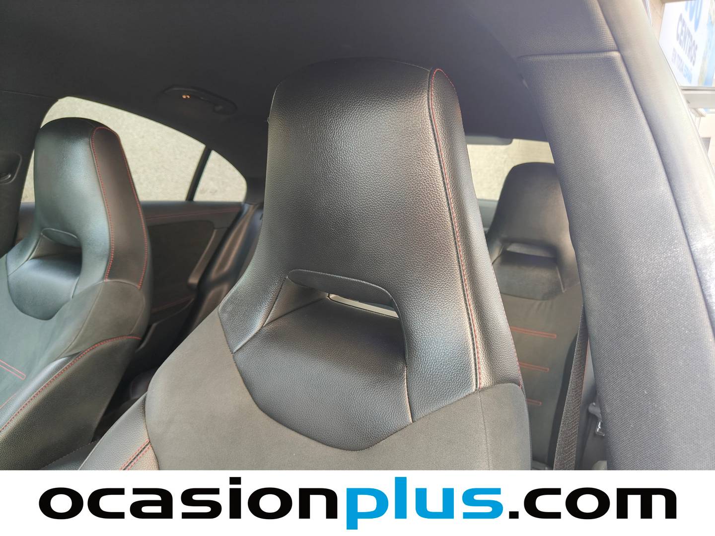 Extras y acabados del Mercedes CLA Mercedes CLA 200 d (150 CV)