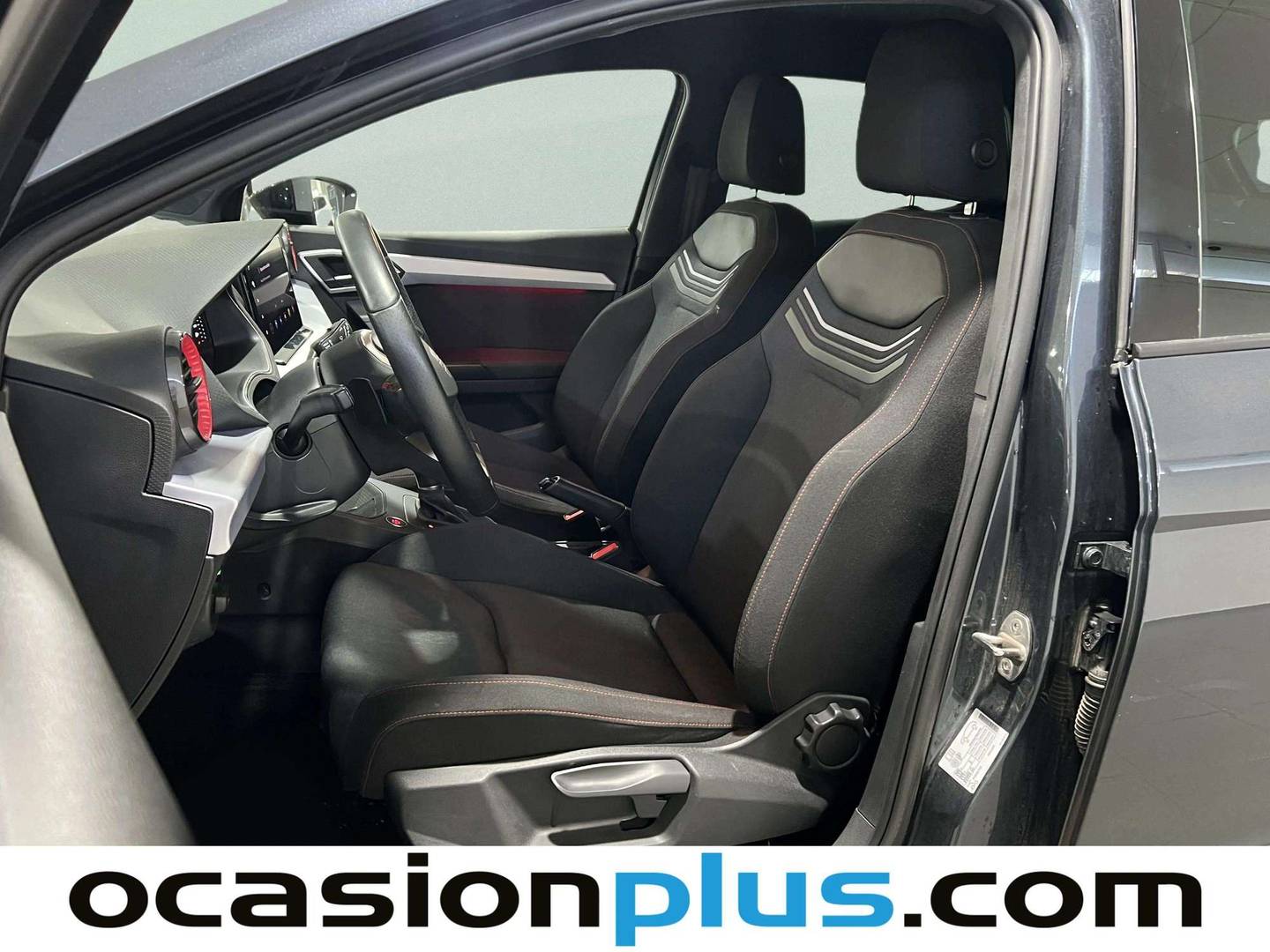 Foto asientos delanteros Seat Ibiza SEAT Ibiza 1.5 TSI FR XL DSG (150 CV)