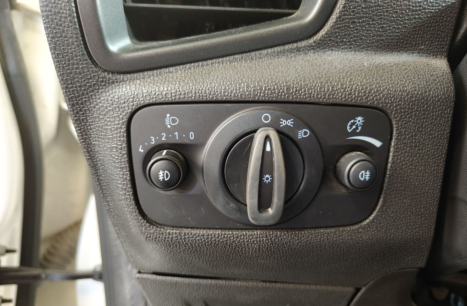Ford EcoSport 1.0 EcoBoost Trend - foto 8