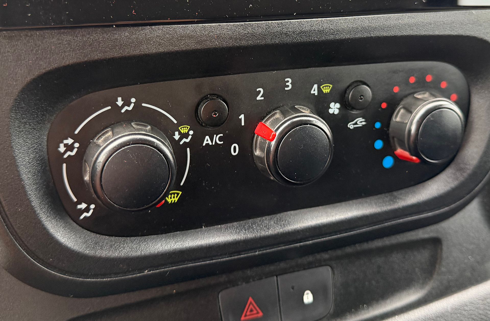 Fiat Talento Combi 1.6 EcoJet Base SX 8 plazas - foto 27