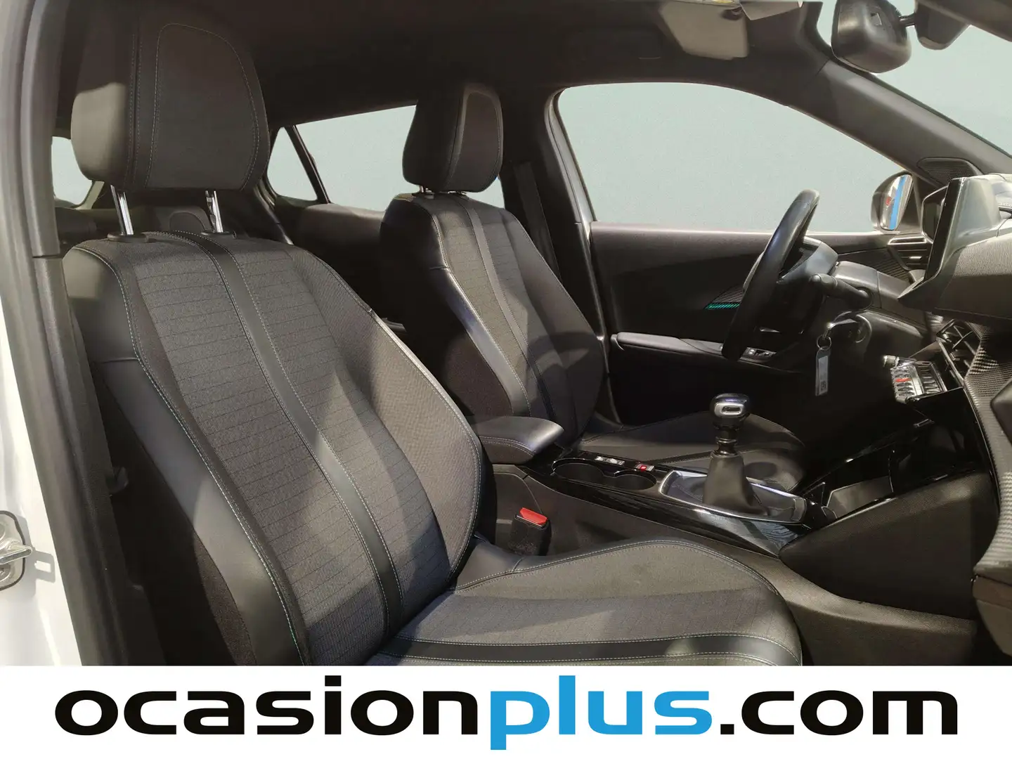 Foto Peugeot 2008 Peugeot 2008 PureTech 130 S&S Allure Pack (130 CV)