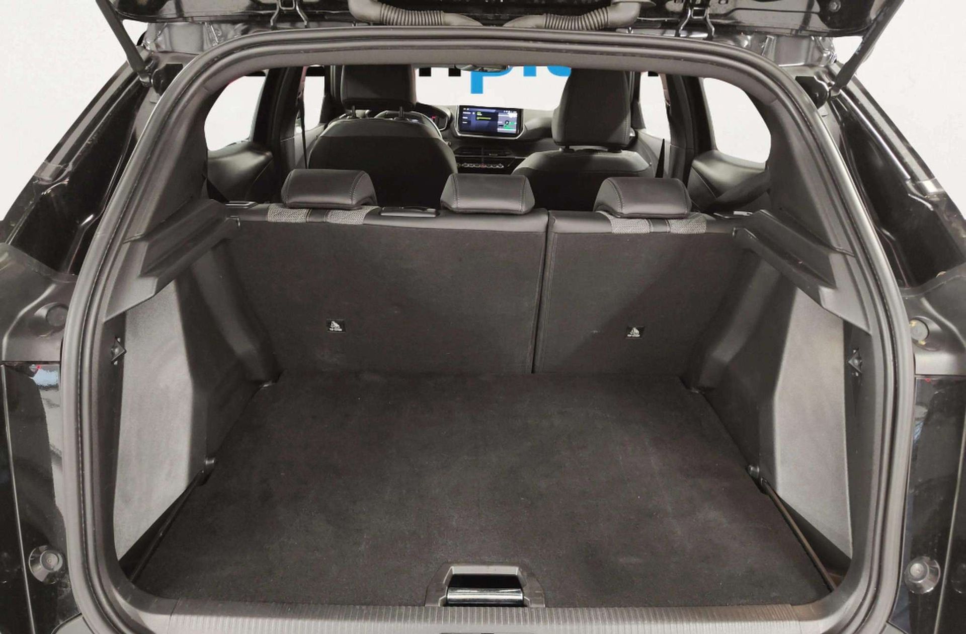 Peugeot 2008 Allure Hybrid eDCS6 - foto 18