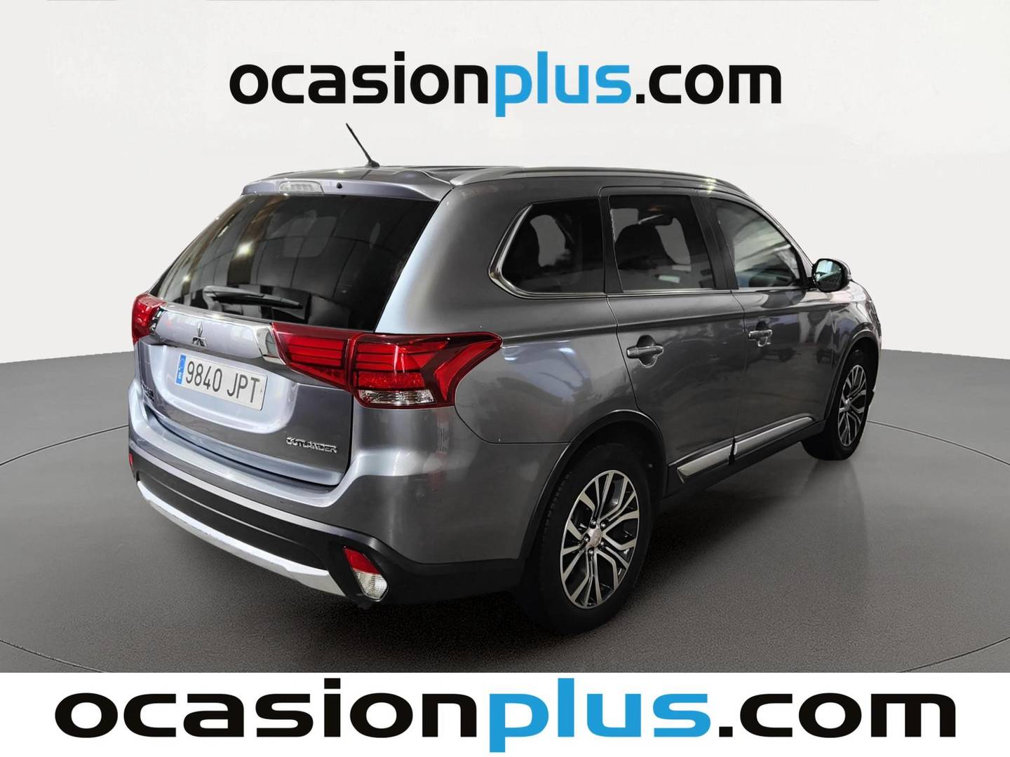 Foto trasera Mitsubishi Outlander Mitsubishi Outlander 200 MPI Motion 2WD CVT (150 CV) derecha