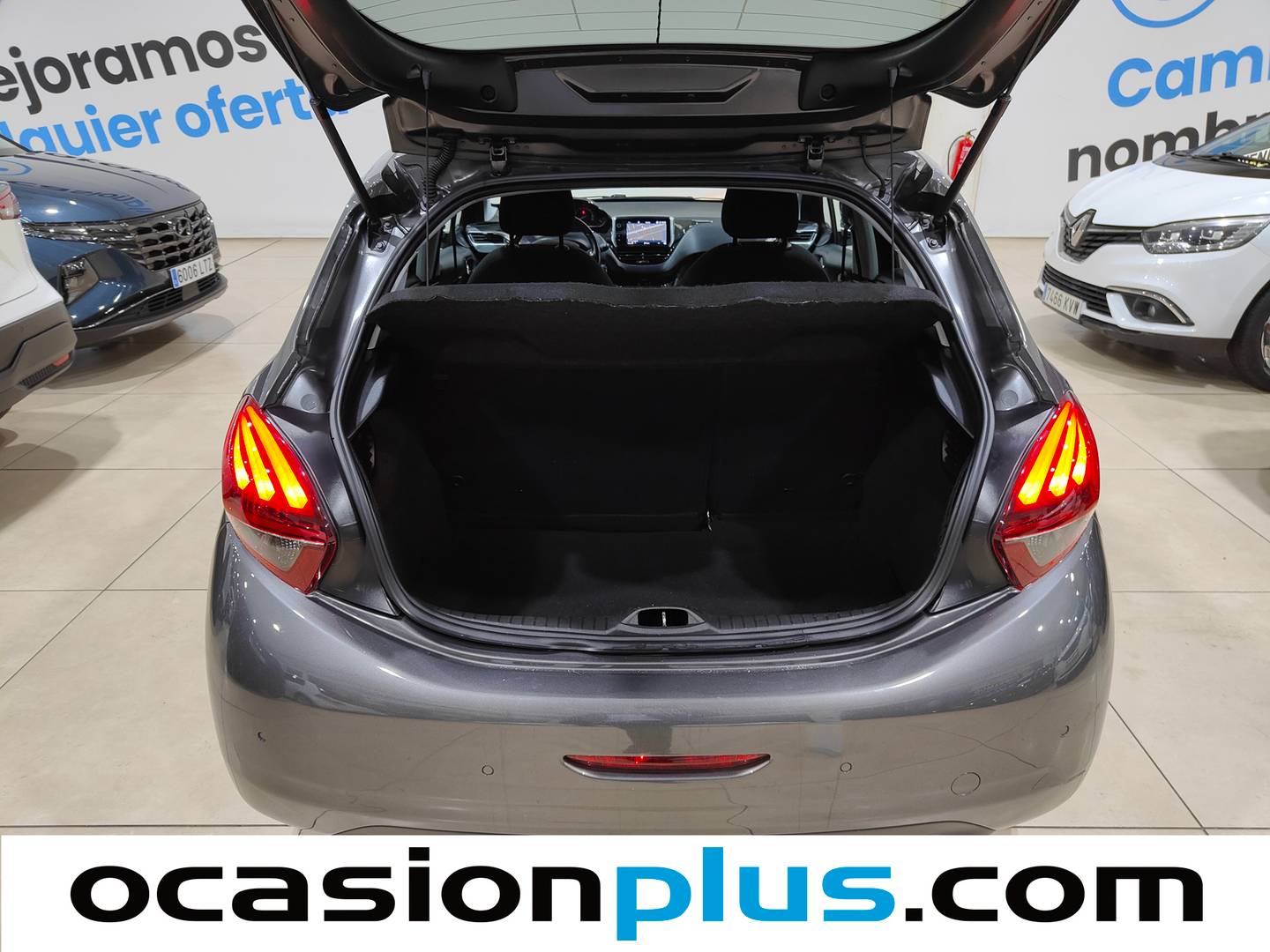 Foto Peugeot 208 Peugeot 208 PureTech 110 S&S Tech Edition 81 kW (110 CV)