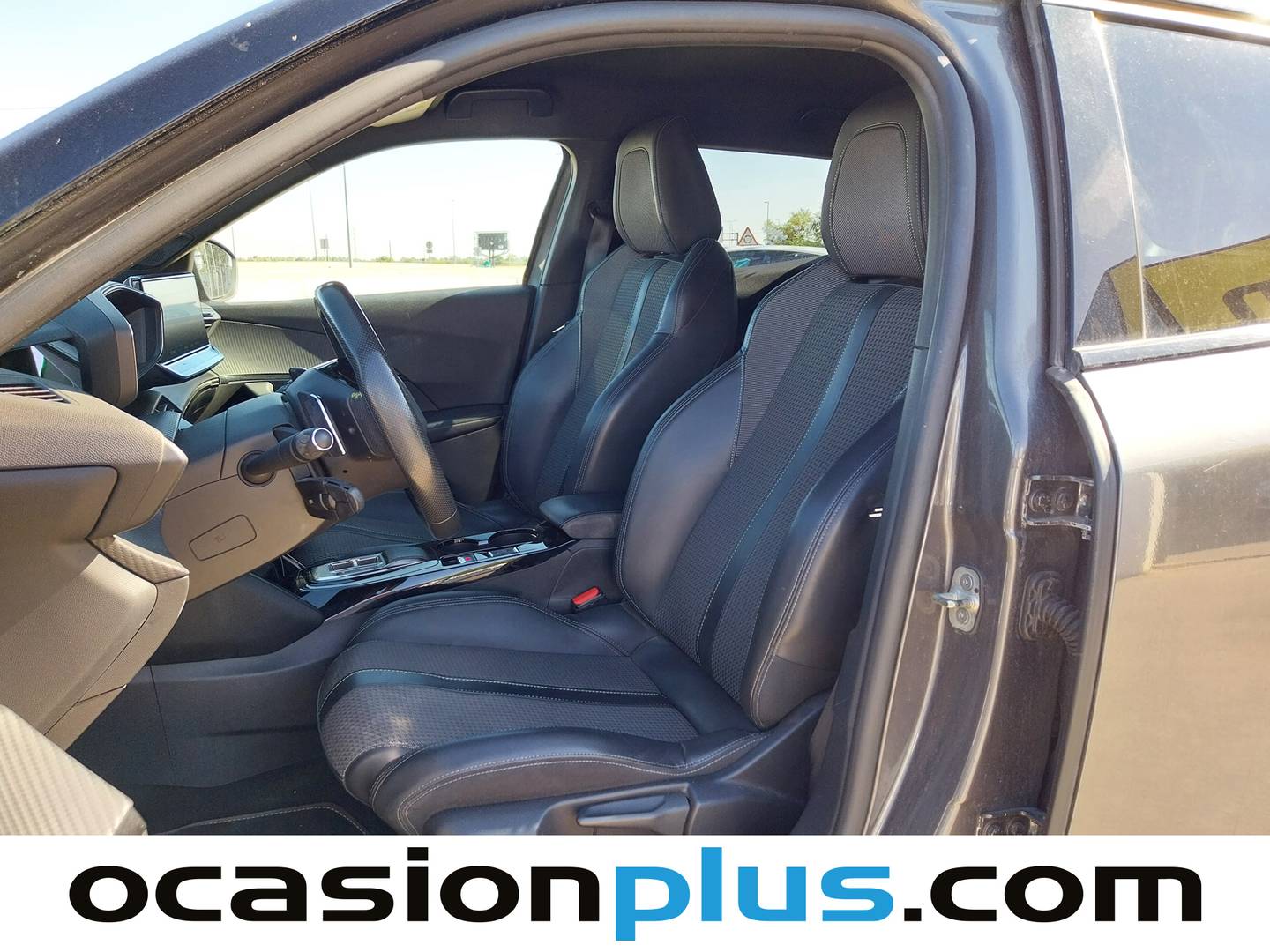 Foto Peugeot 2008 Peugeot 2008 PureTech 130 S&S GT EAT8 (130 CV)