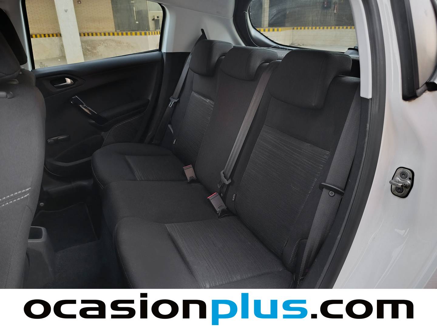 Foto asientos traseros Peugeot 208 Peugeot 208 1.2 PureTech Access (82 CV)