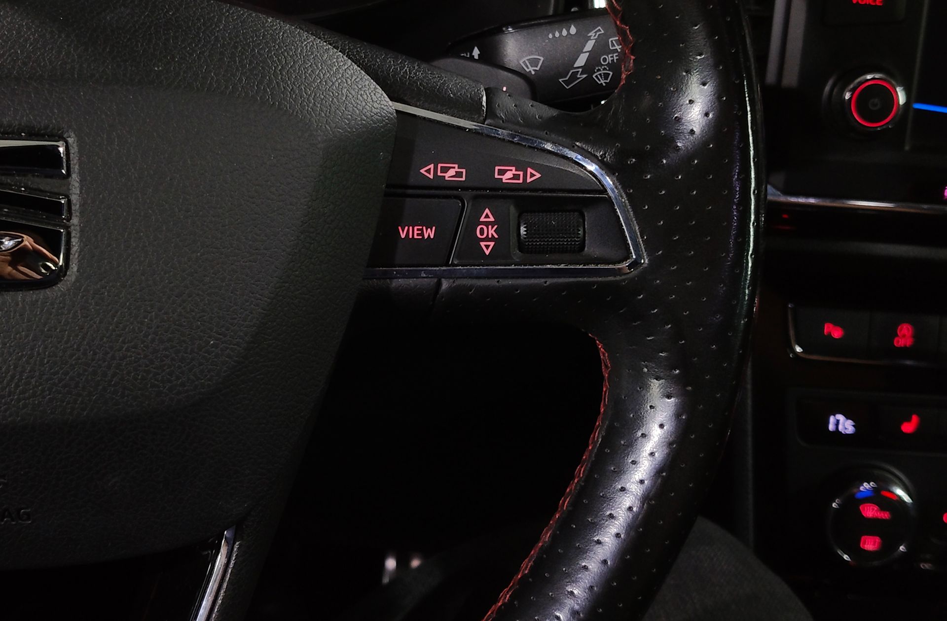 SEAT Ateca 1.5 TSI FR Plus DSG - foto 37