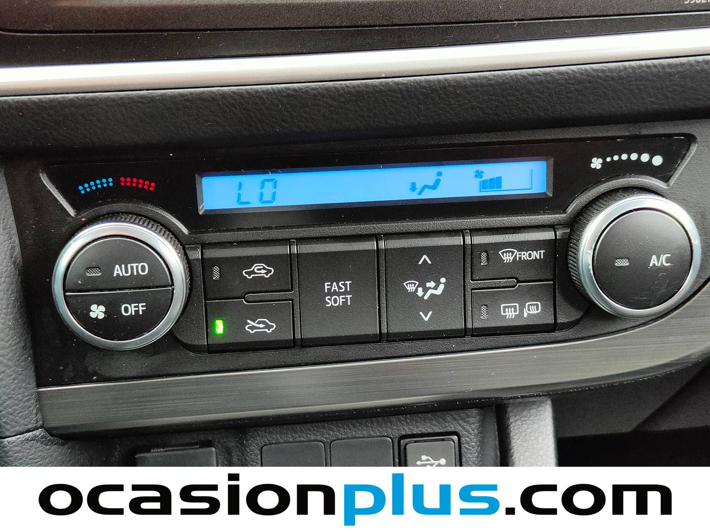 Toyota Auris Toyota Auris 130 Active (132 CV) gasolina