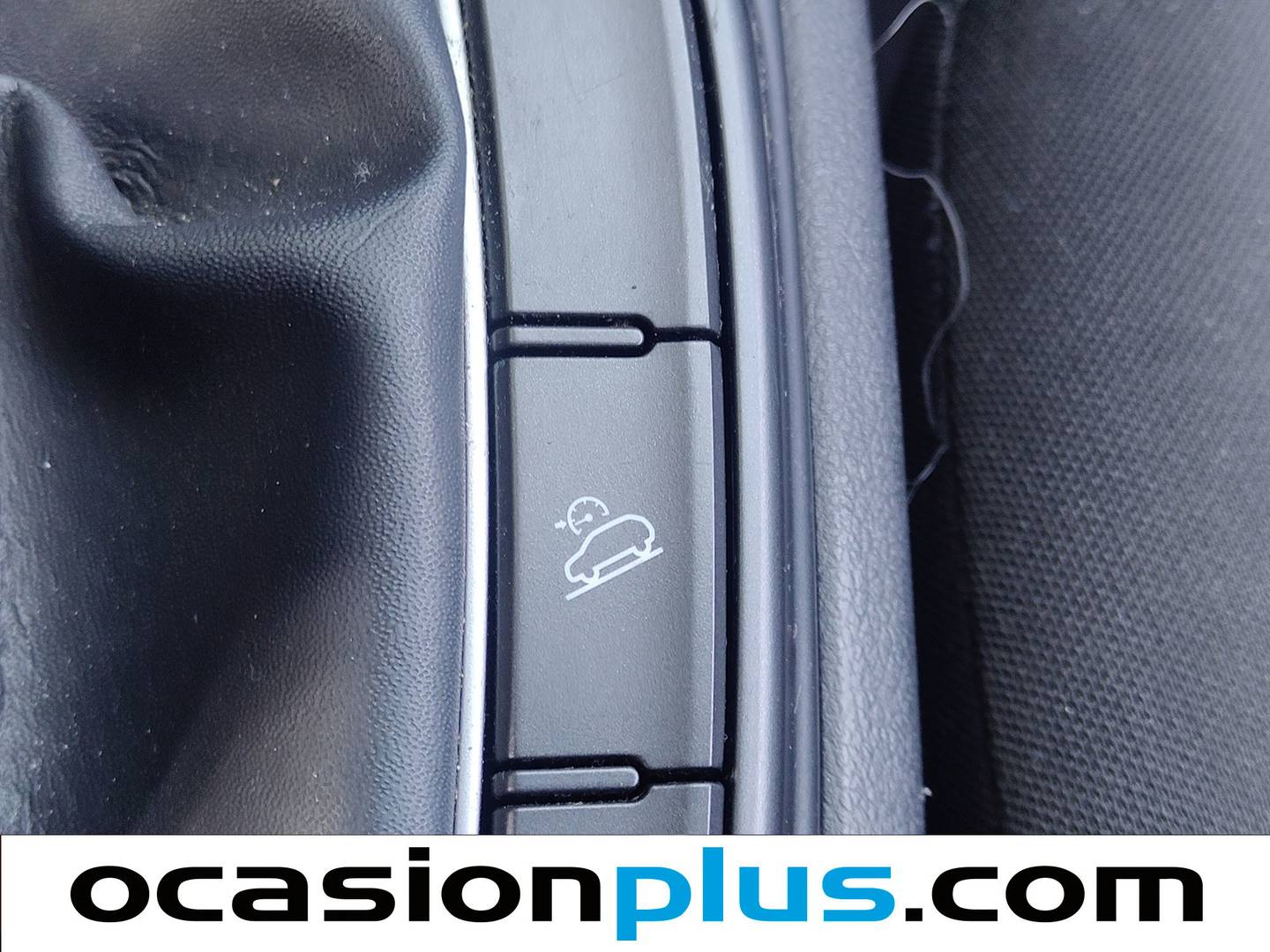 Hyundai Kona Hyundai Kona 1.0 TGDi Essence 4x2 (120 CV) seminuevo