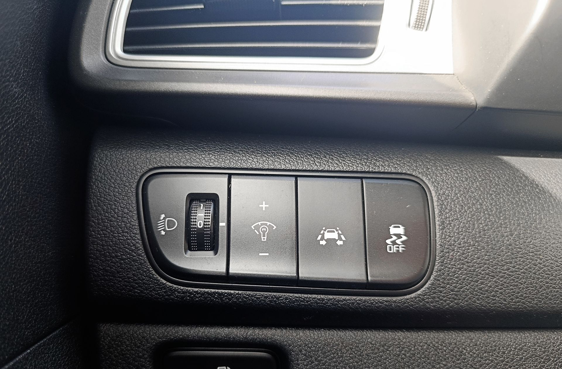 Kia Niro 1.6 GDi HEV Híbrido Drive - foto 26