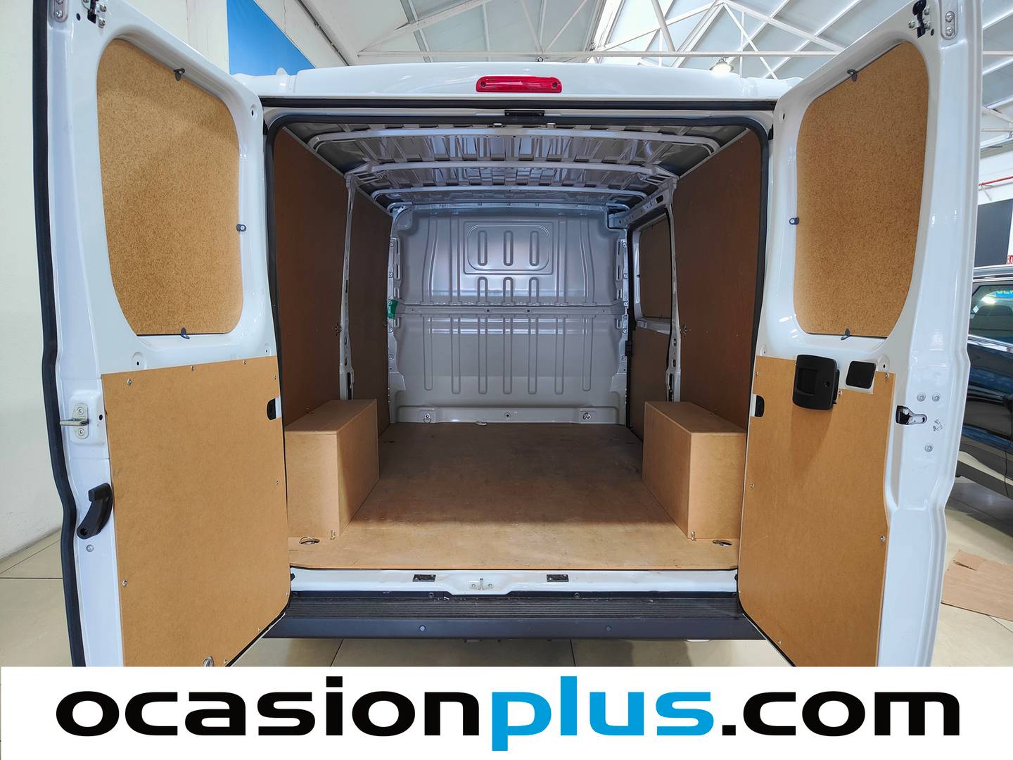 Foto asientos traseros Fiat Ducato Fiat Ducato EASY PRO 2.8T L2H1 BlueHDi (120CV)
