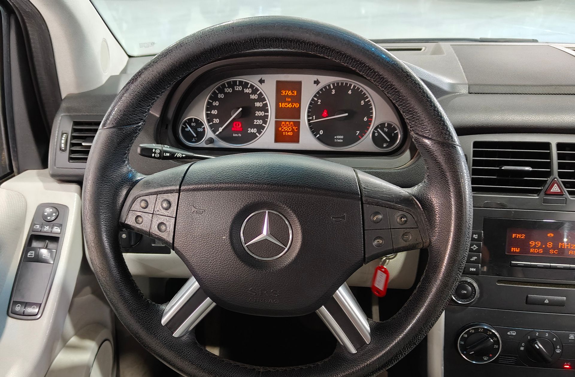 Mercedes-Benz Clase B B 200 - foto 18