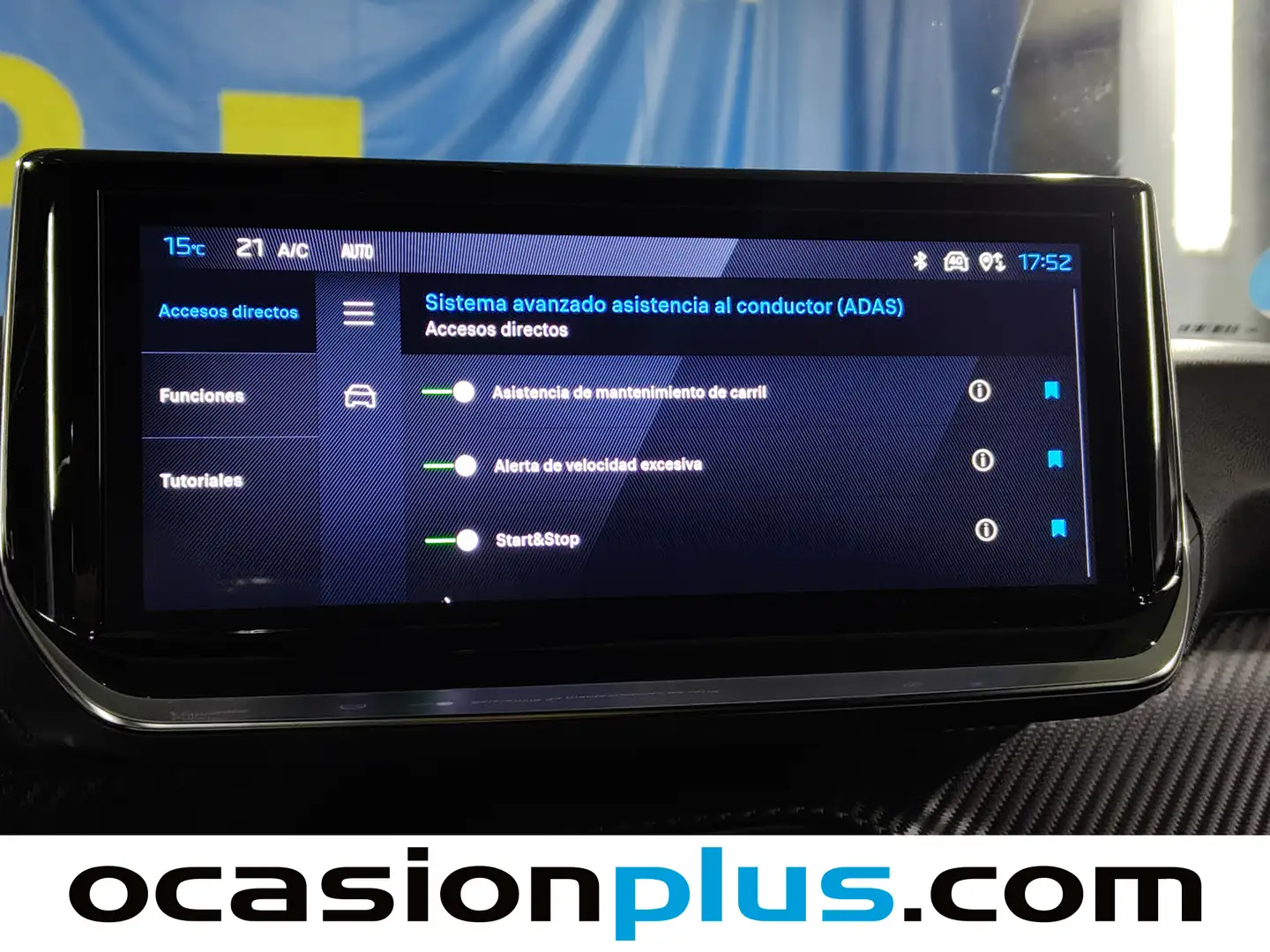 Foto Peugeot 2008 Peugeot 2008 Allure Hybrid eDCS6 (136 CV)