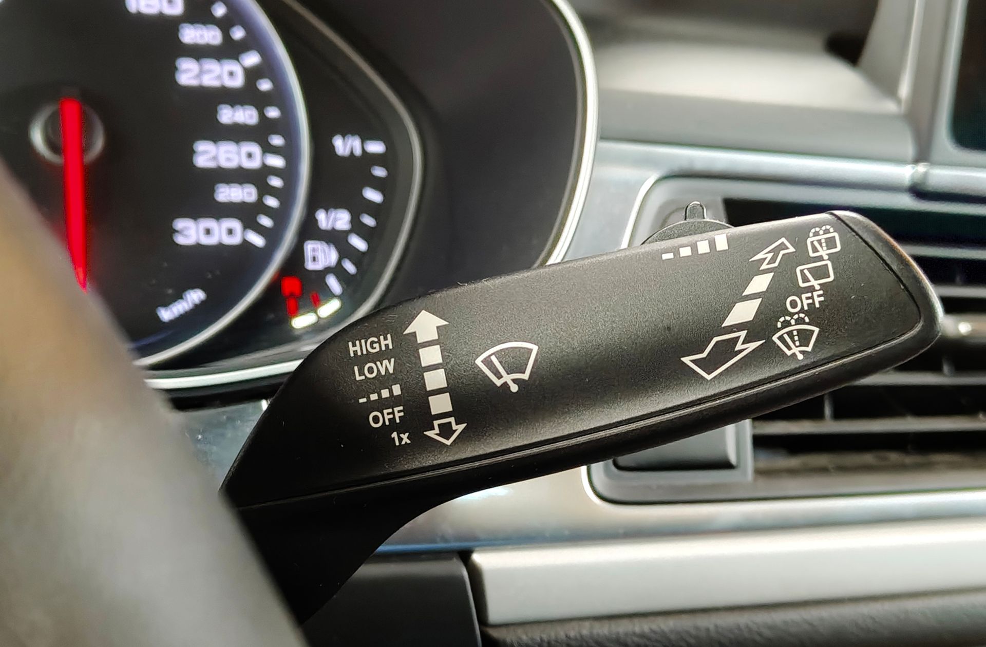 Audi A6 Avant 3.0 TDI quattro S tronic - foto 33