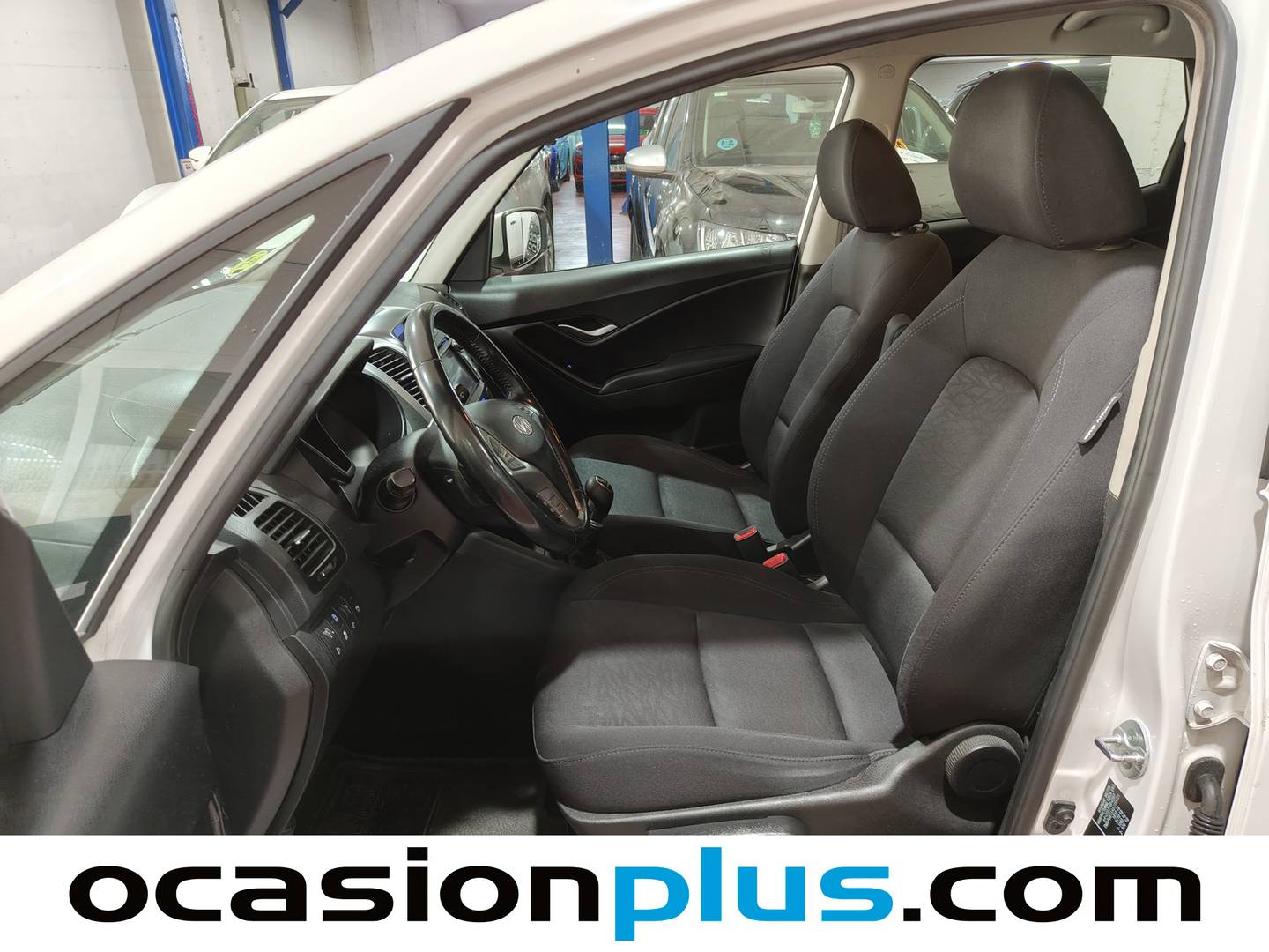Foto asientos delanteros Hyundai ix20 Hyundai ix20 1.6 CRDI BlueDrive Tecno Nav (115 CV)