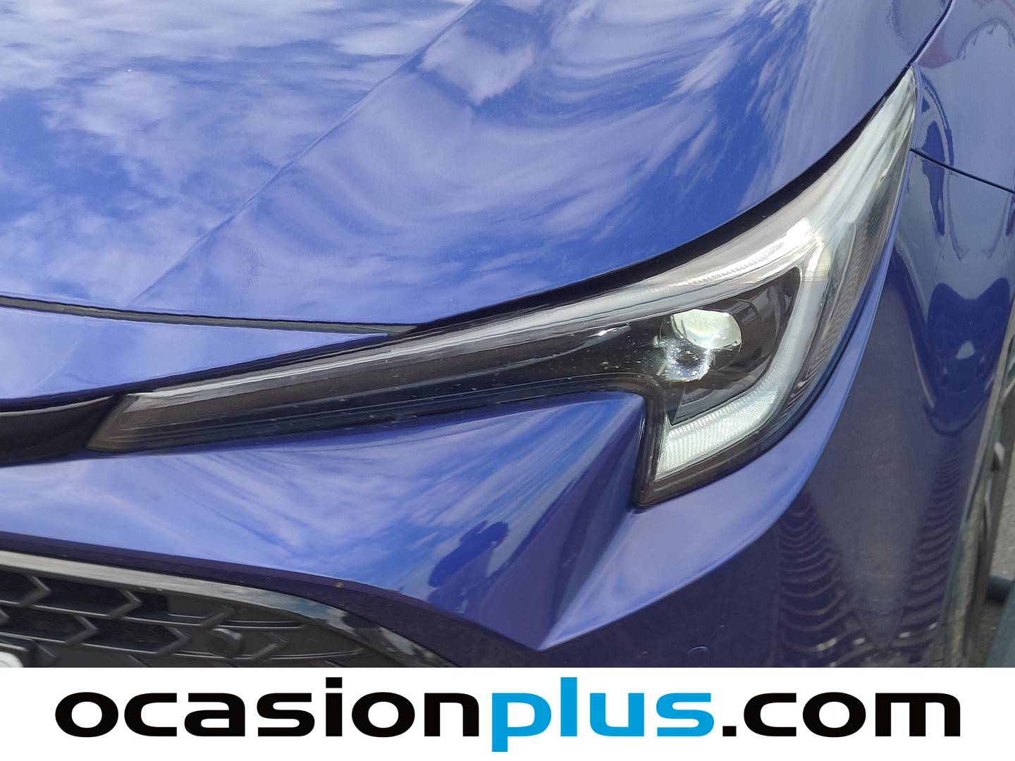 Acabados Toyota Corolla Toyota Corolla Touring Sports 140H Style (140 CV)