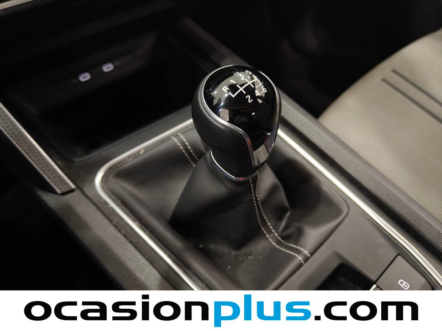 Seat León SEAT León ST 1.0 TSI S&S Style XS (110 CV) de segunda mano