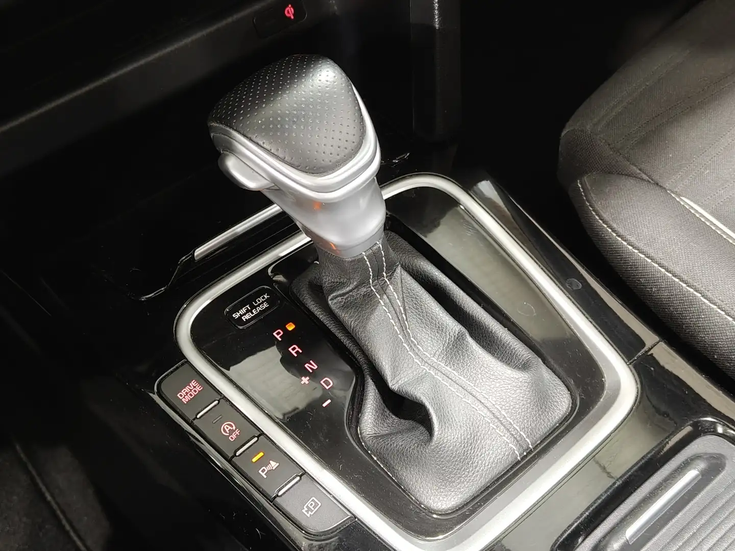 Foto KIA ProCeed Kia ProCeed 1.5 MHEV GT Line DCT (160 CV)