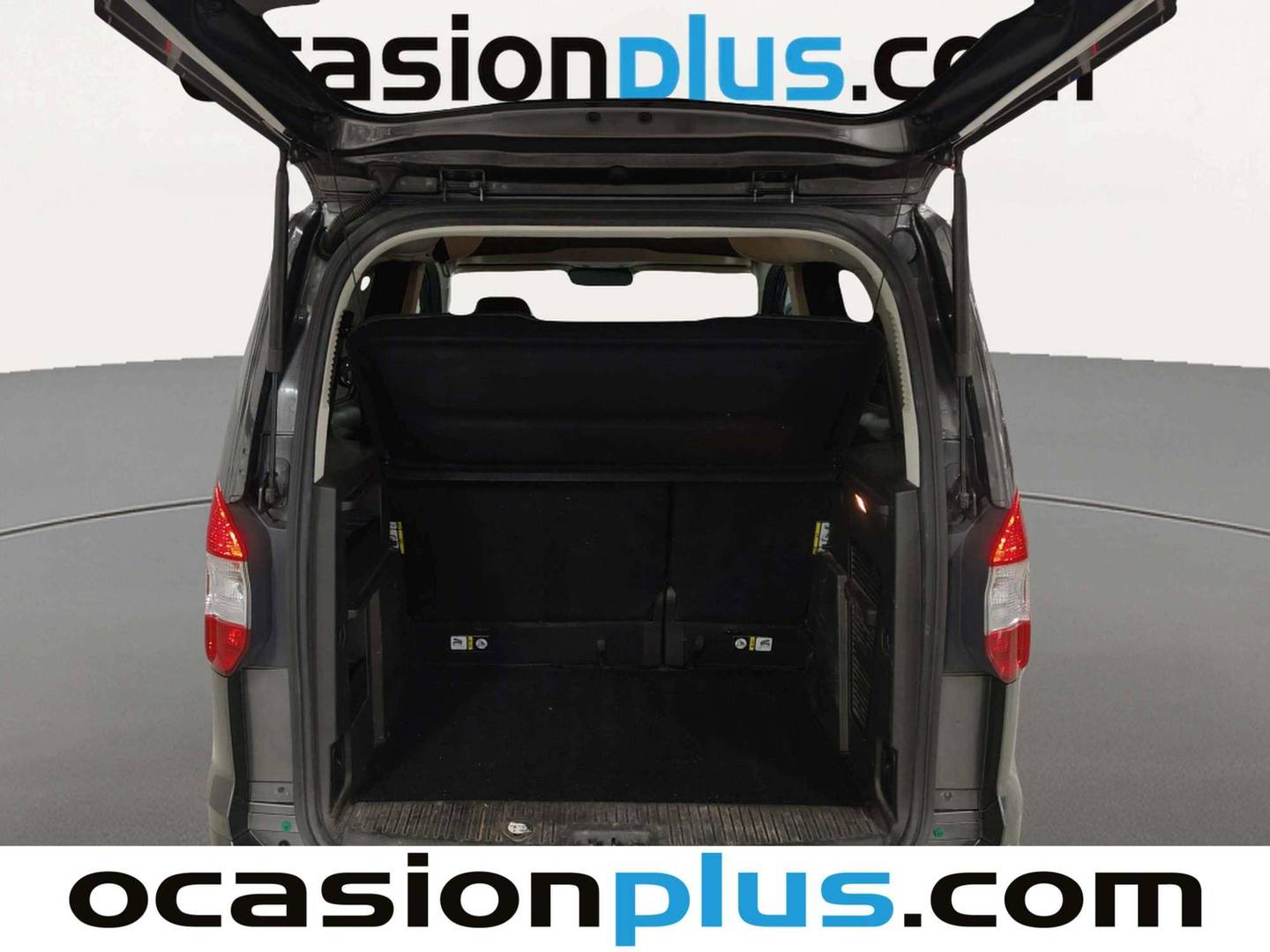 Fotos maletero Ford Tourneo Courier Ford Tourneo Courier 1.5 TDCi Sport (100 CV)